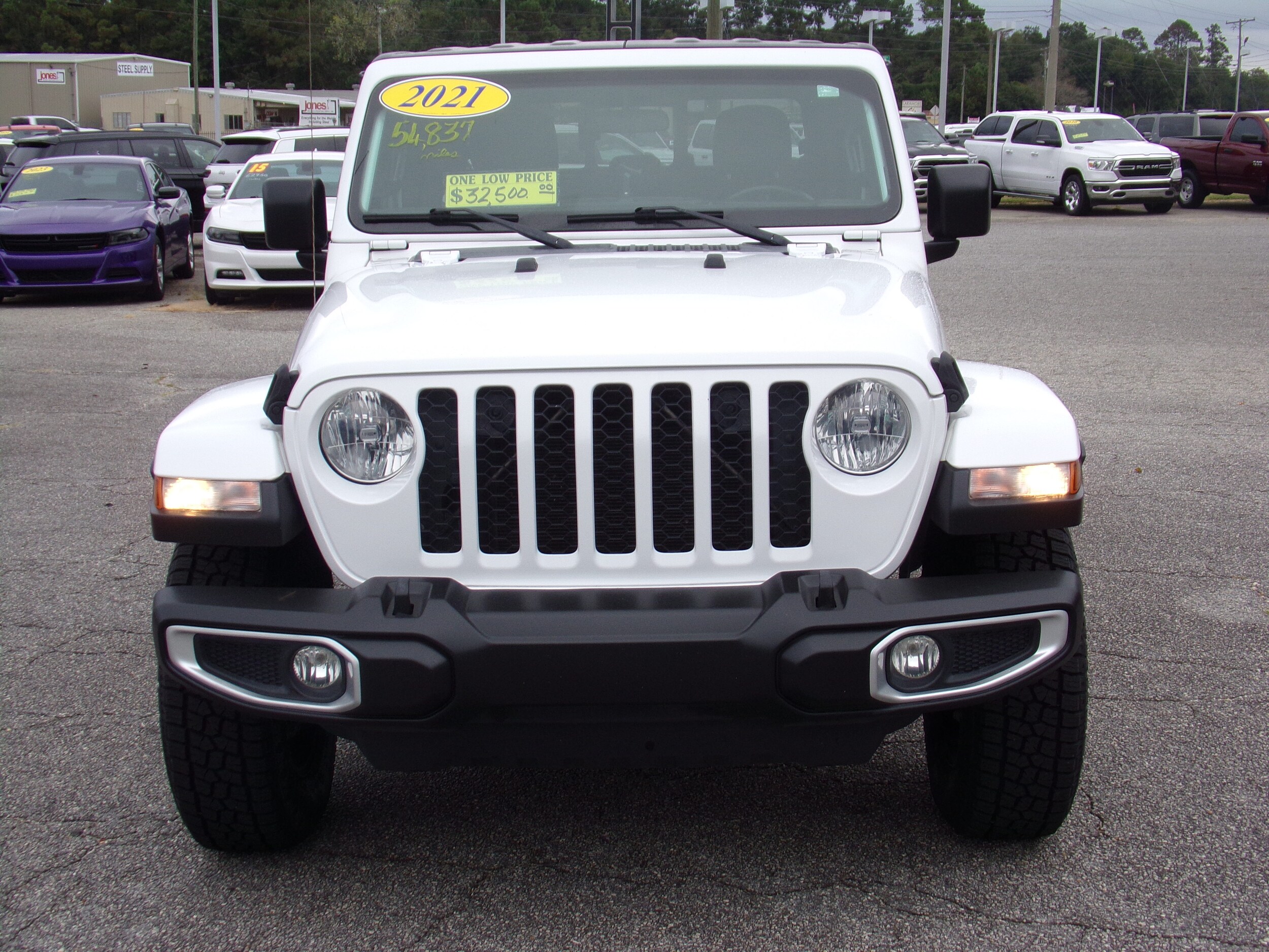 2021 Jeep Gladiator Sport S photo 2
