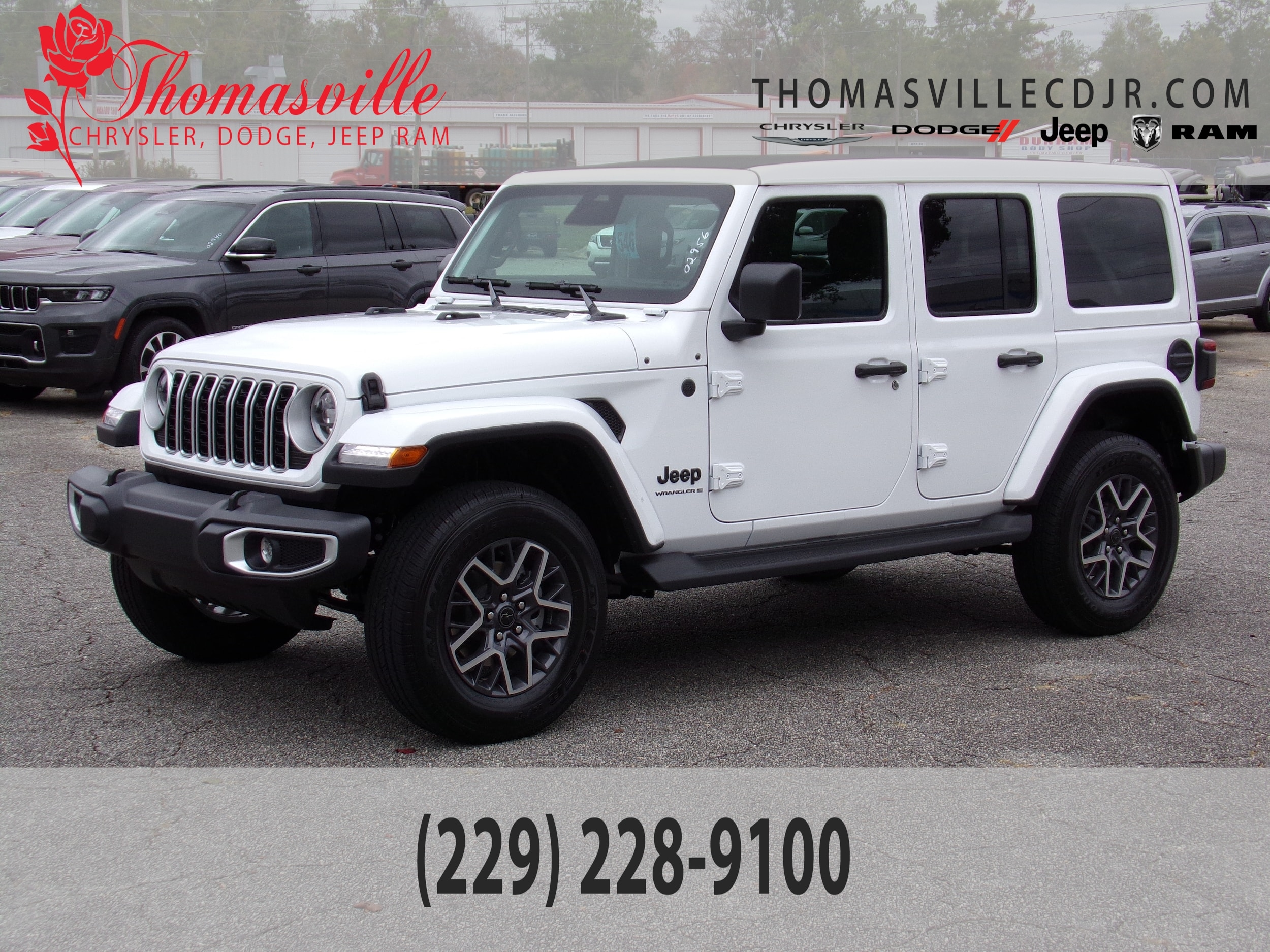 2026 Jeep Wrangler 4-Door Sahara's photo