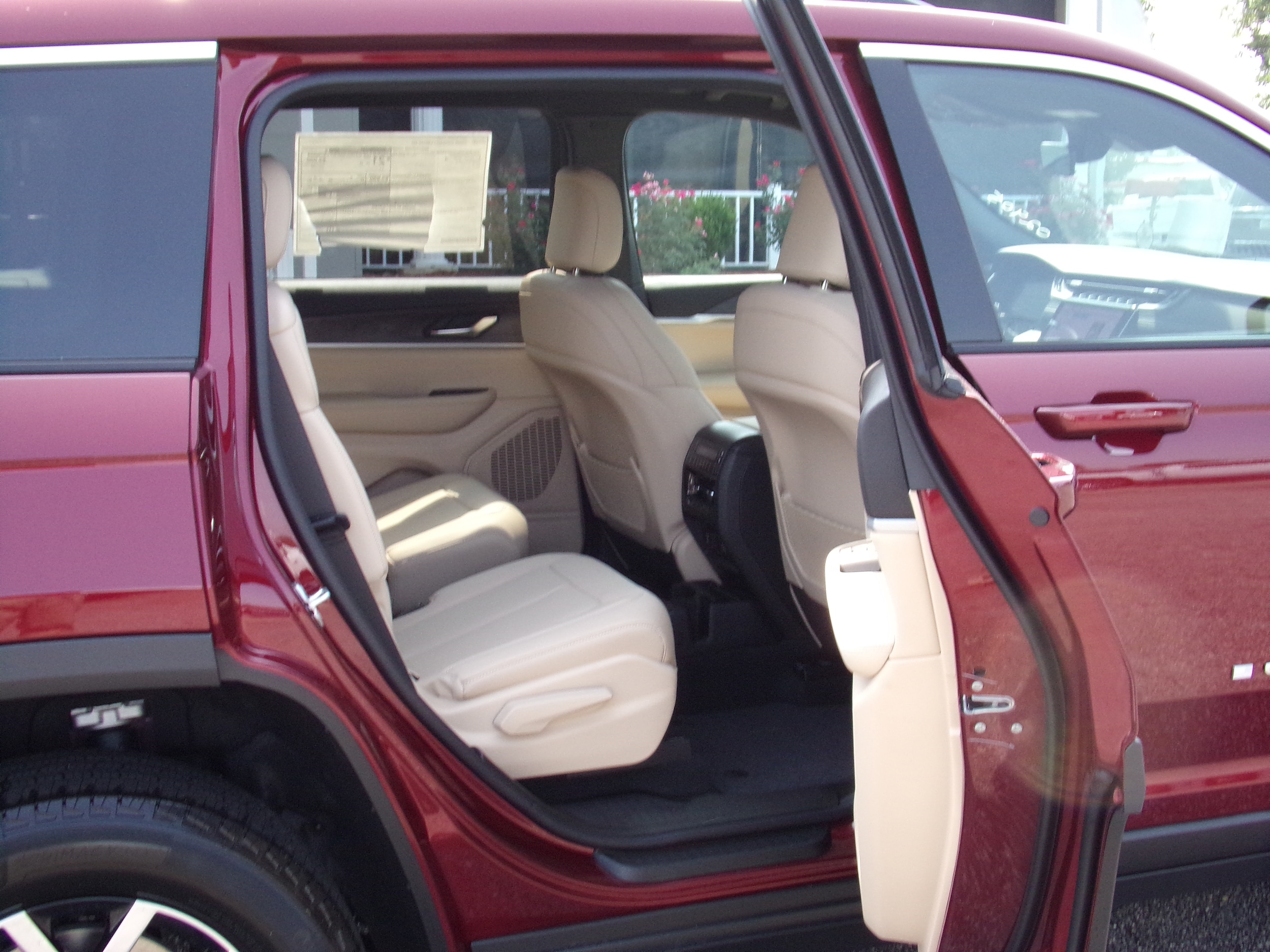 2025 Jeep Grand Cherokee L Limited - Photo 9