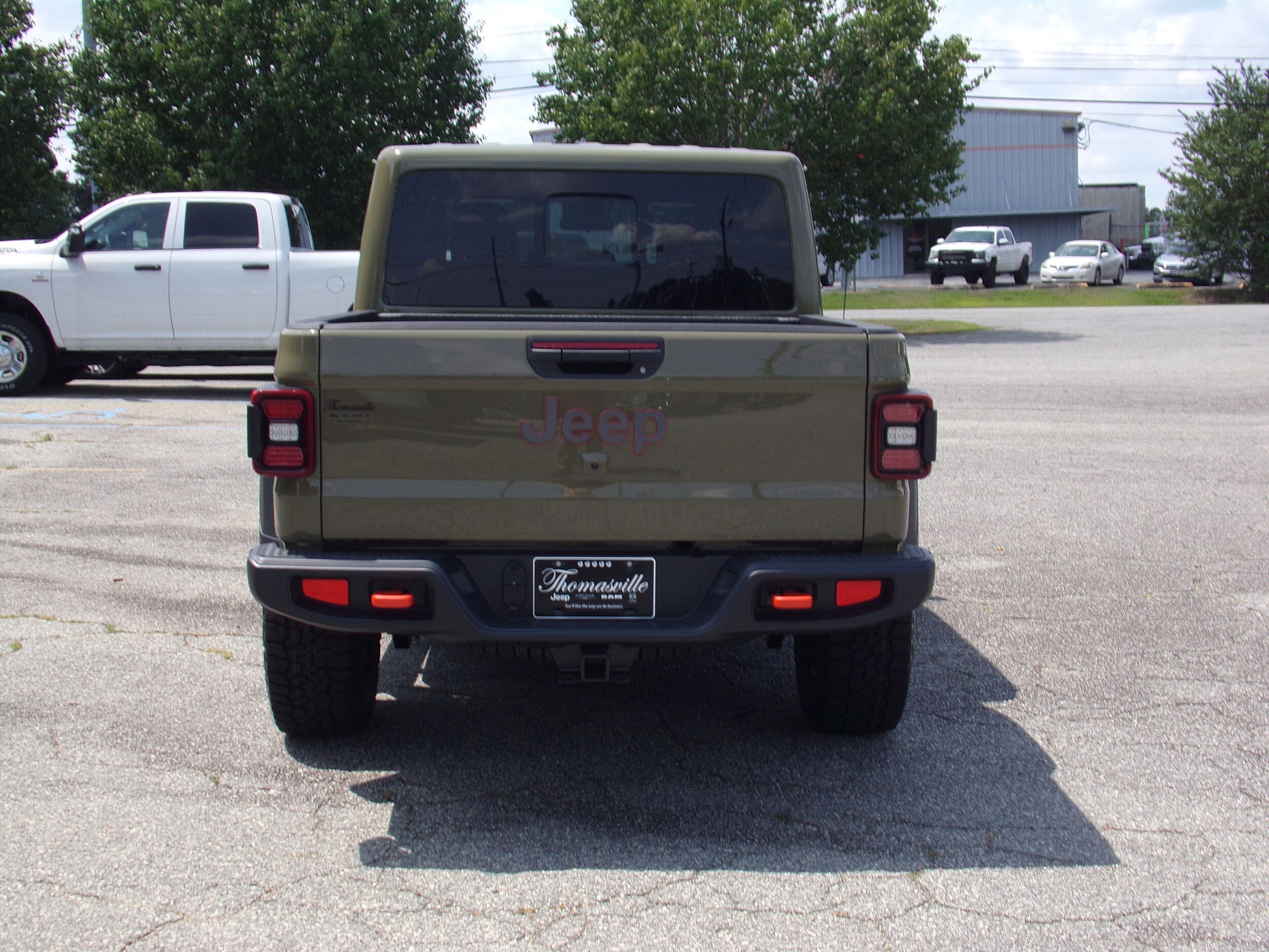 2025 Jeep Gladiator Mojave photo 3