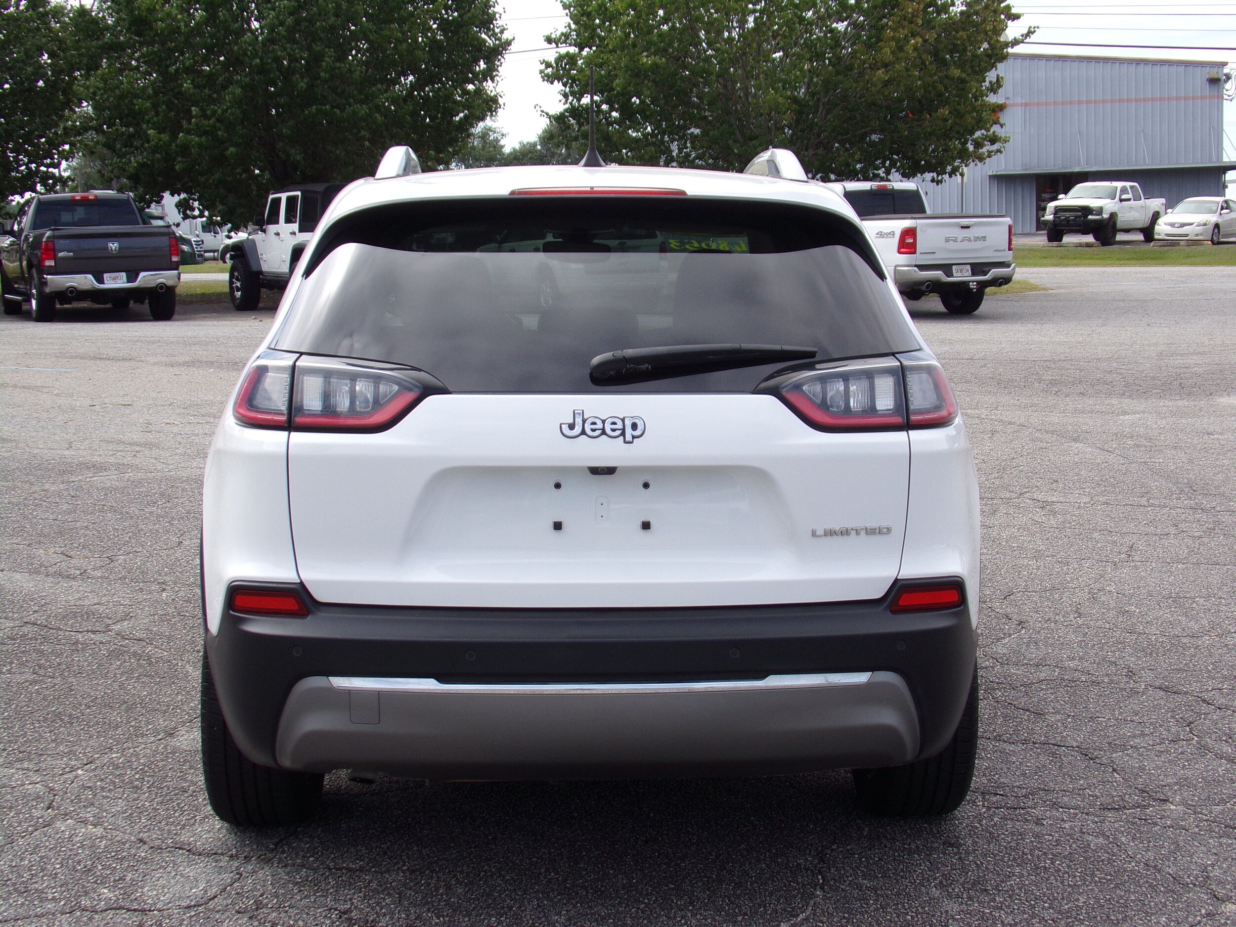 2020 Jeep Cherokee Limited photo 3