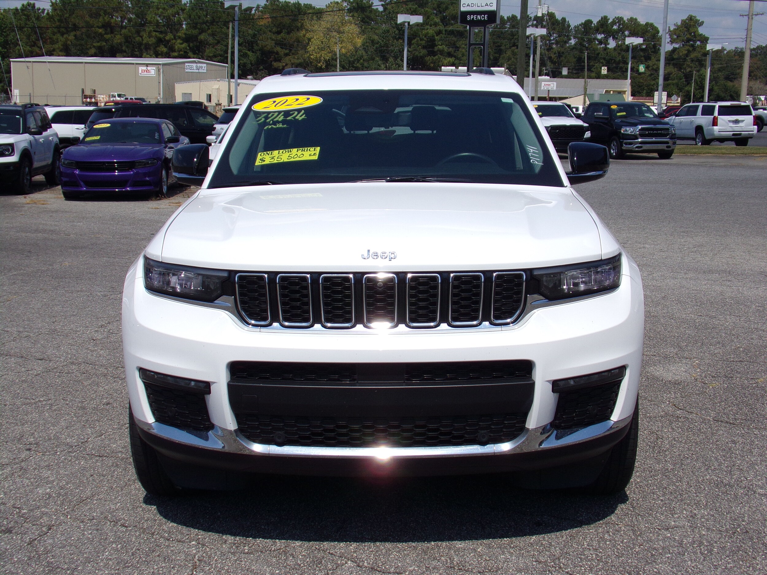 2022 Jeep Grand Cherokee Limited photo 2