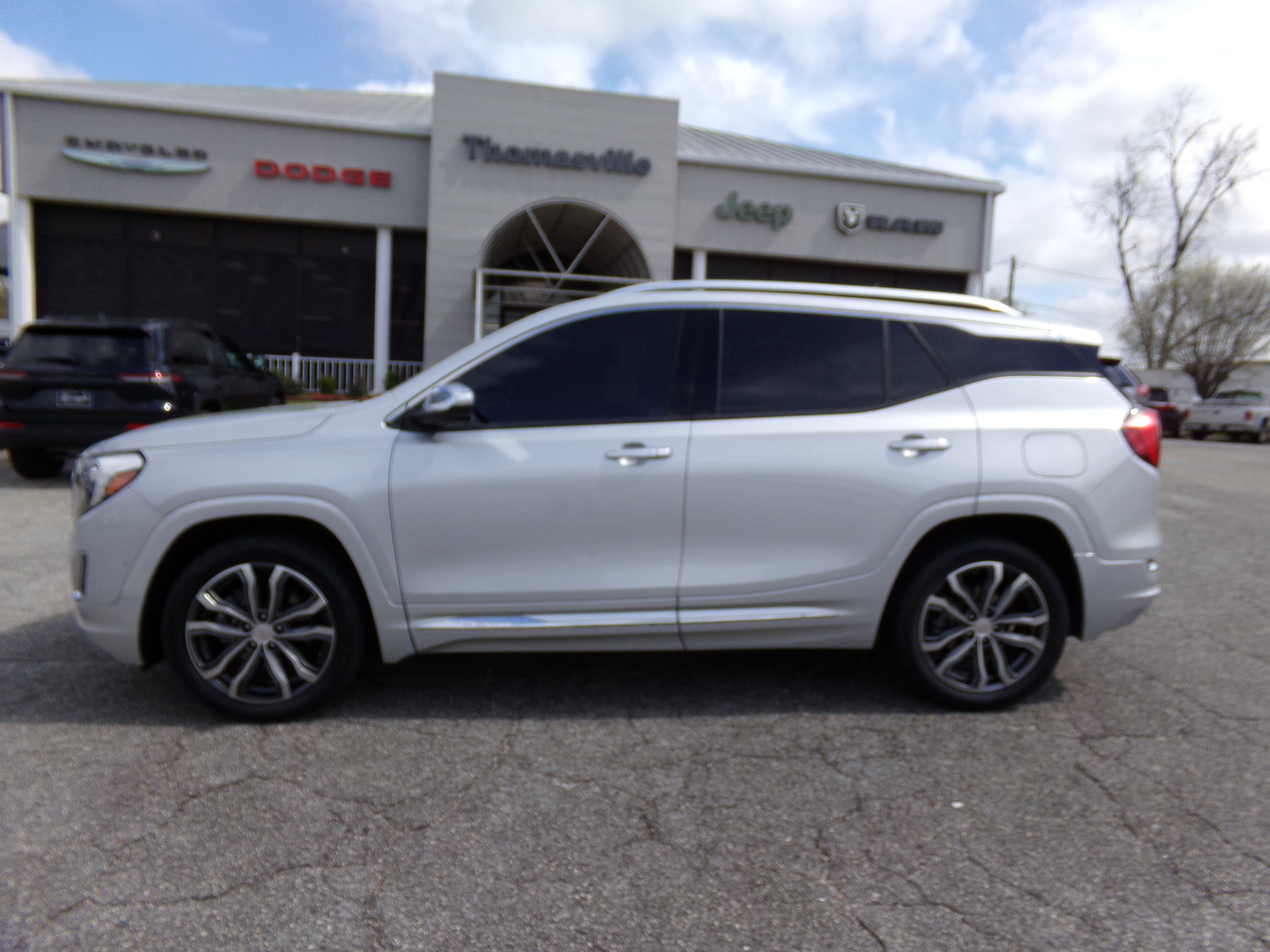 Used 2020 GMC Terrain Denali with VIN 3GKALXEX4LL221252 for sale in Thomasville, GA