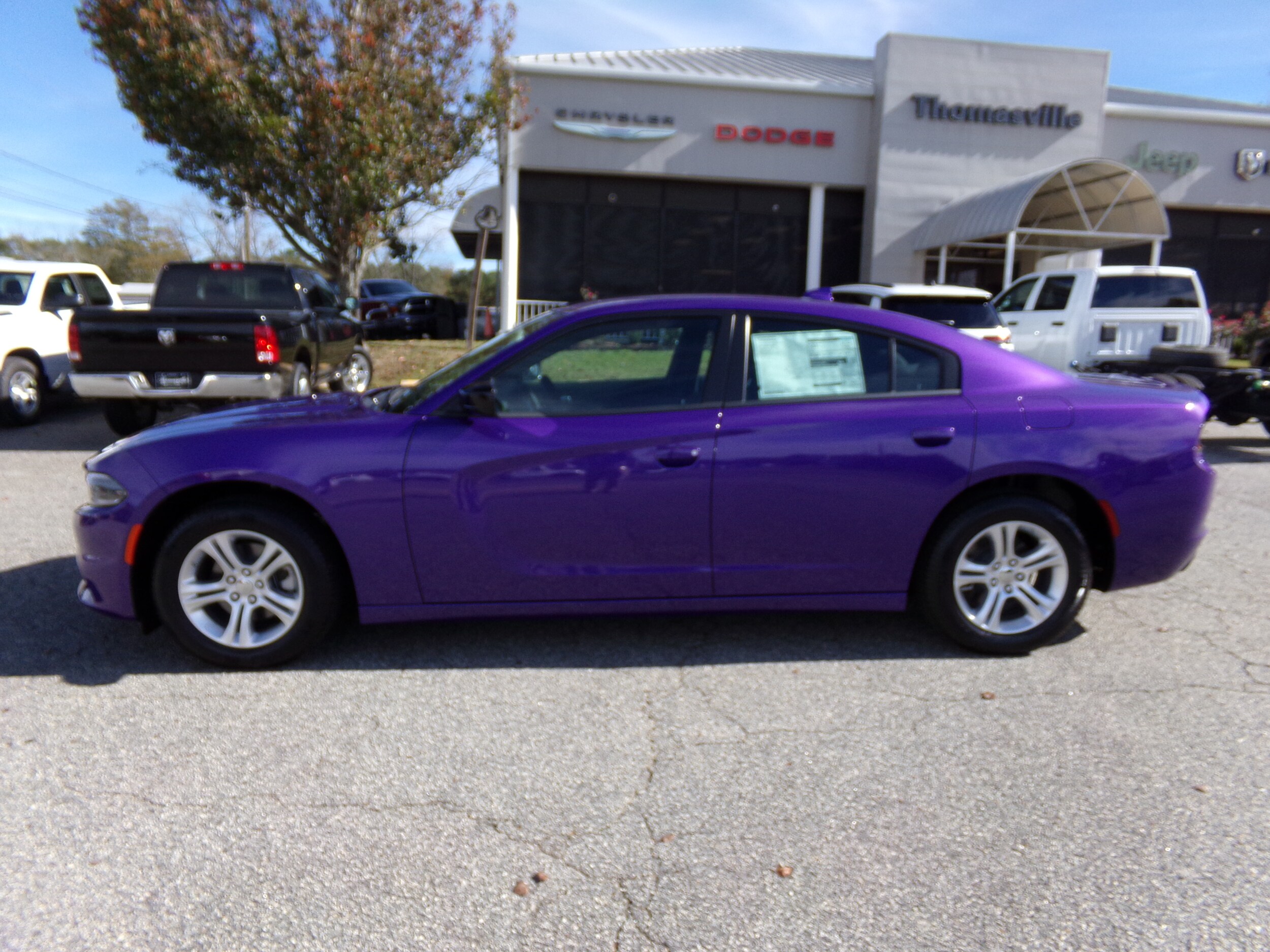 2023 Dodge Charger SXT photo 3