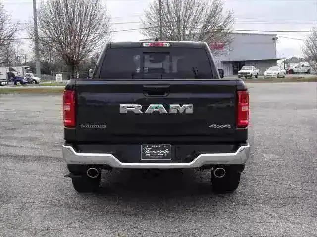 2025 Ram 1500 Laramie photo 4