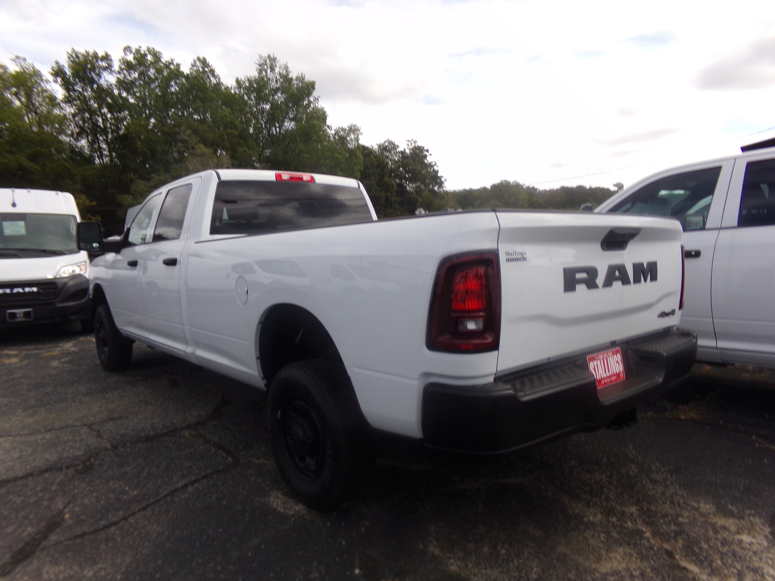 2026 Ram 2500 Tradesman photo 3