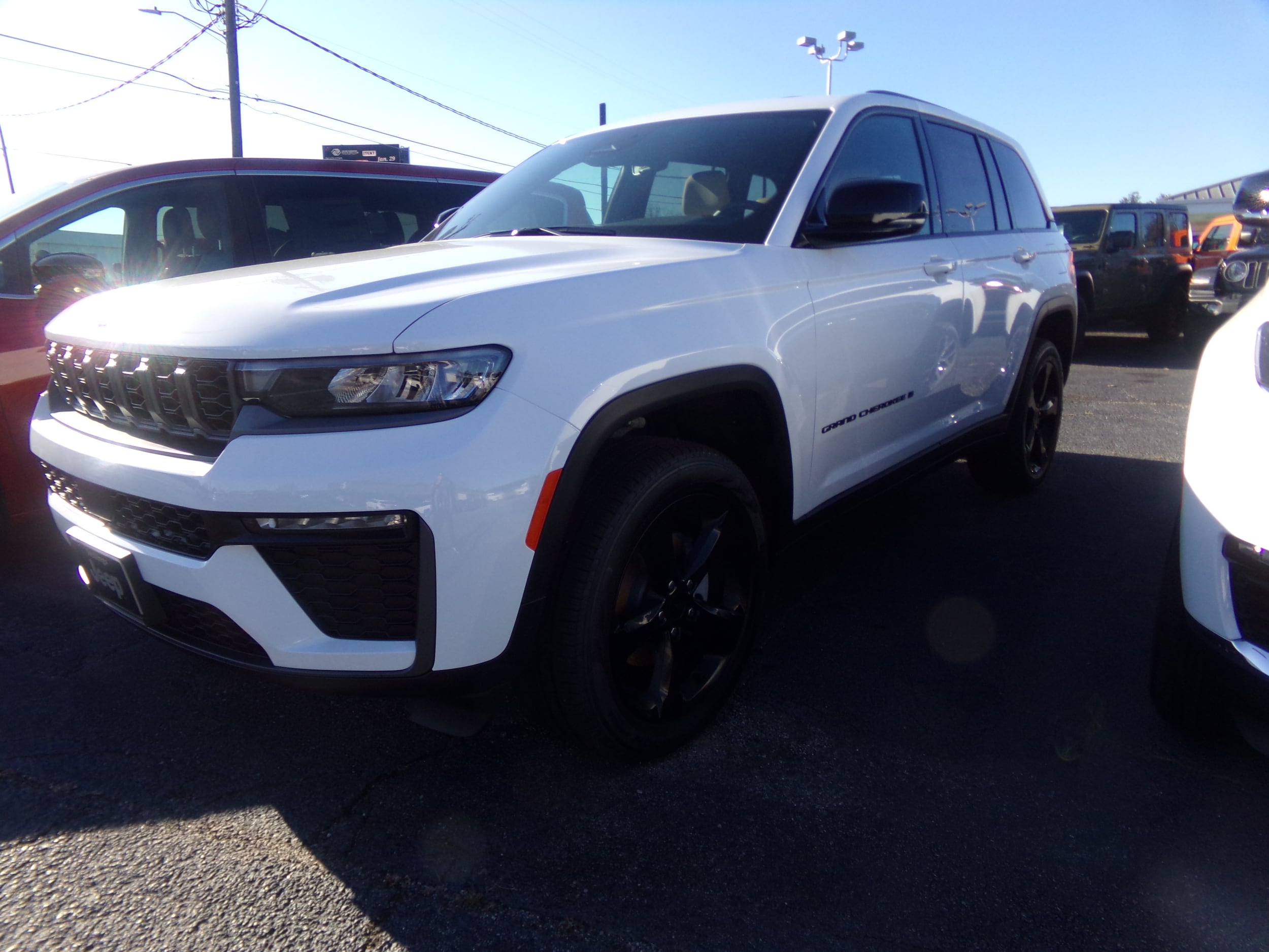 2026 Jeep Grand Cherokee Limited's photo