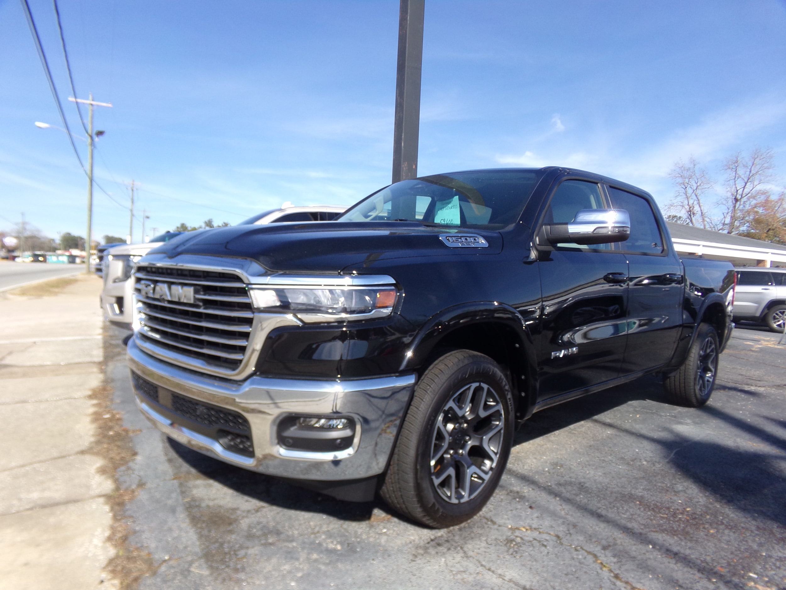 2025 RAM Ram 1500 Pickup Laramie's photo