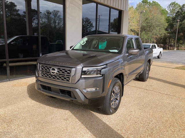 2024 Nissan Frontier SL's photo