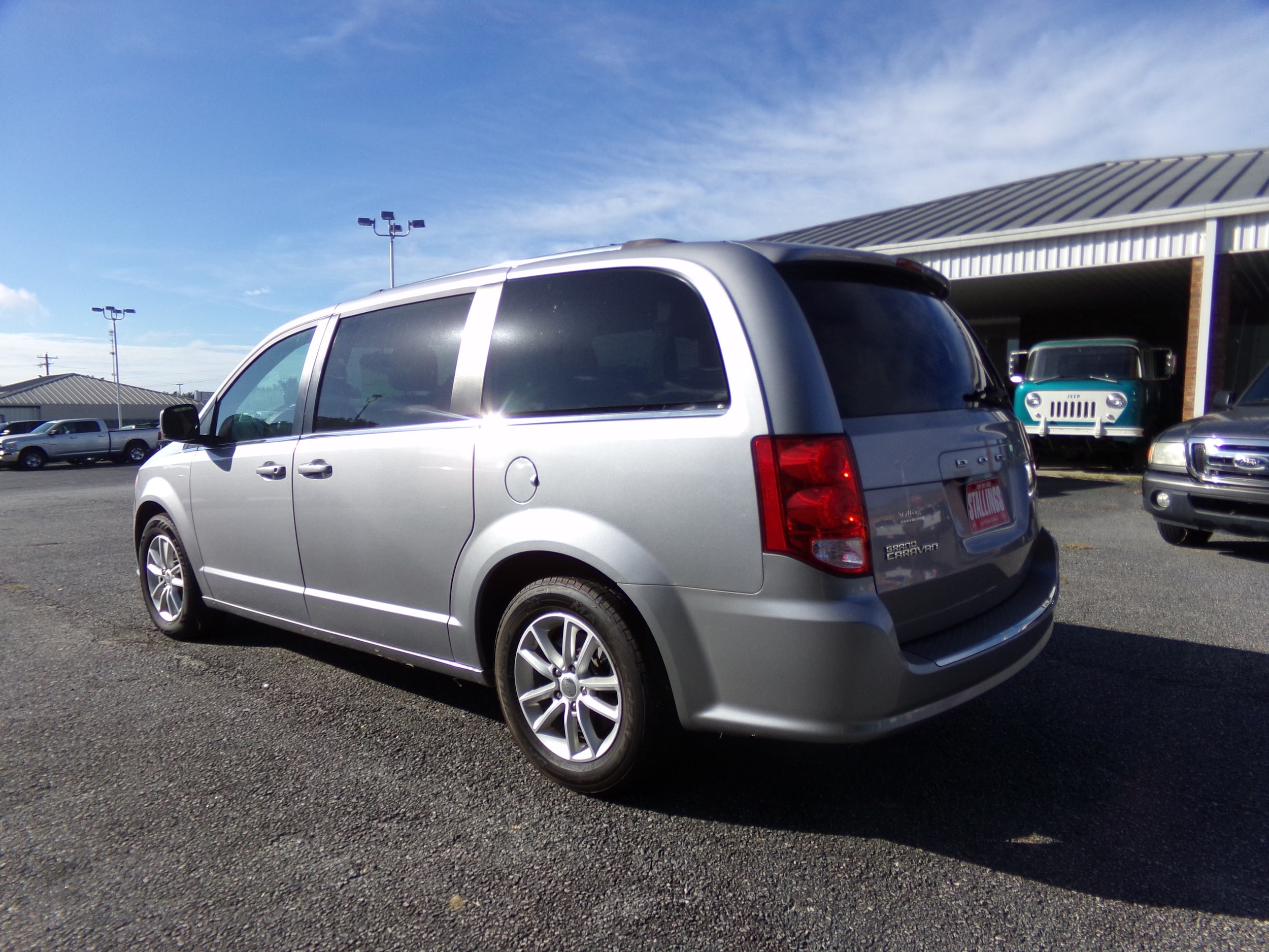Used 2018 Dodge Grand Caravan SXT with VIN 2C4RDGCG7JR207246 for sale in Cairo, GA