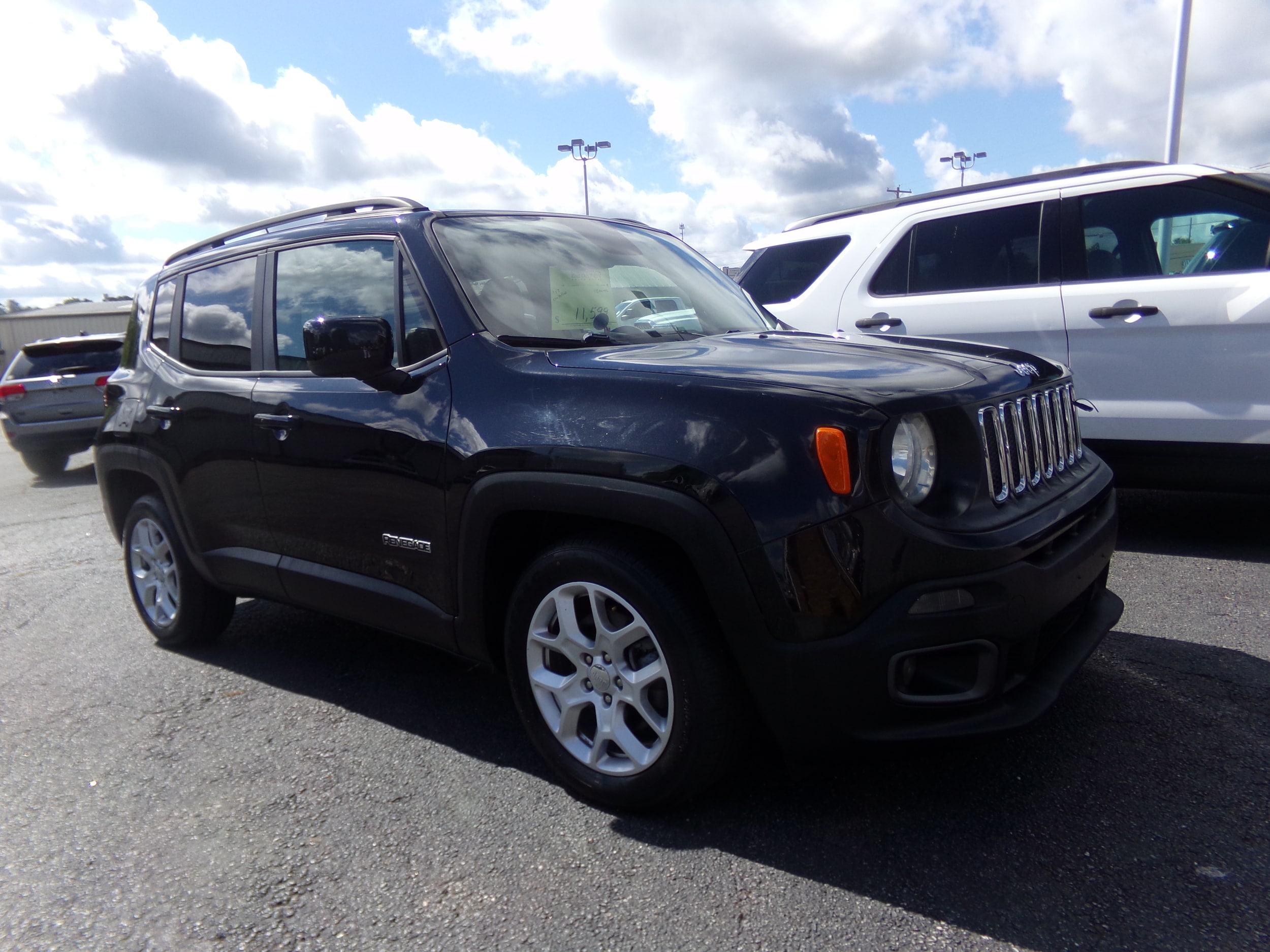 Used 2017 Jeep Renegade Latitude with VIN ZACCJBBBXHPF33340 for sale in Cairo, GA