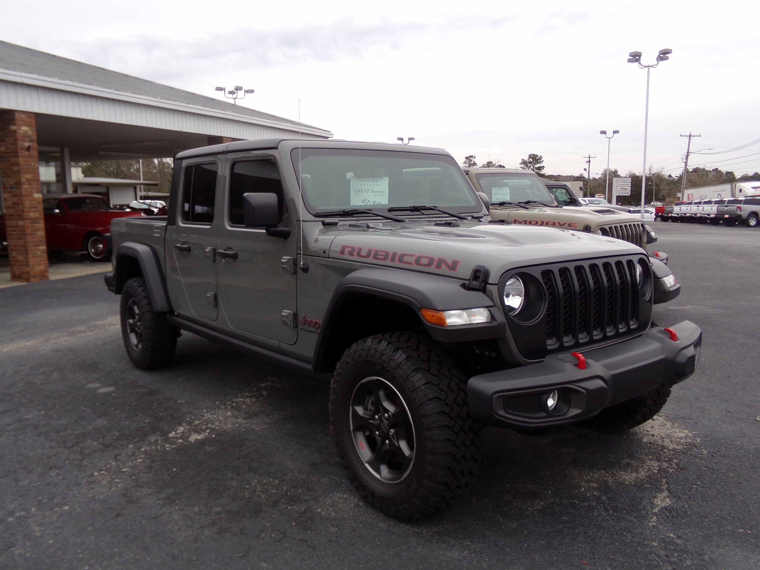 2023 Jeep Gladiator Rubicon photo 2