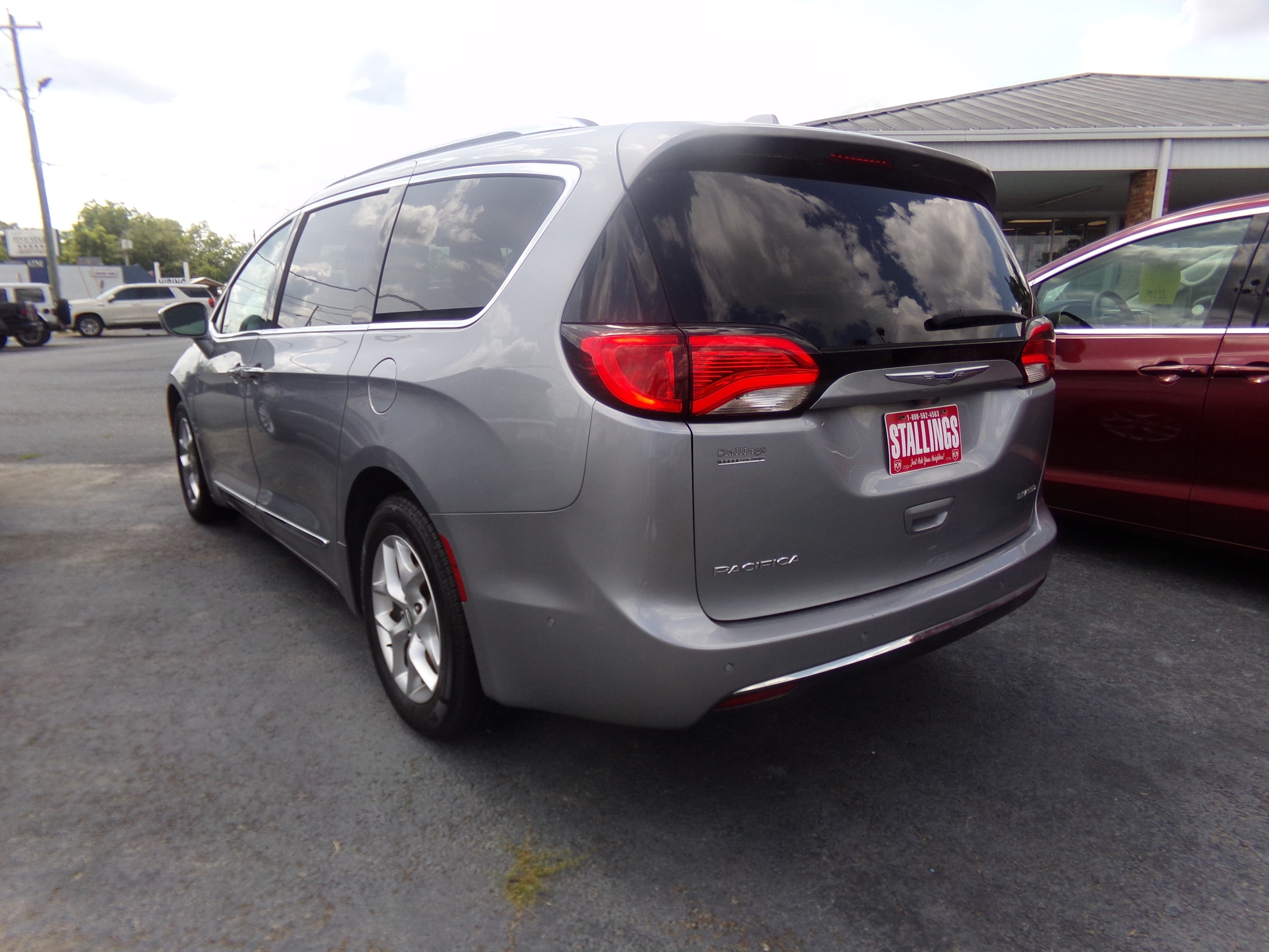 Used 2020 Chrysler Pacifica Limited with VIN 2C4RC1GG8LR120906 for sale in Cairo, GA
