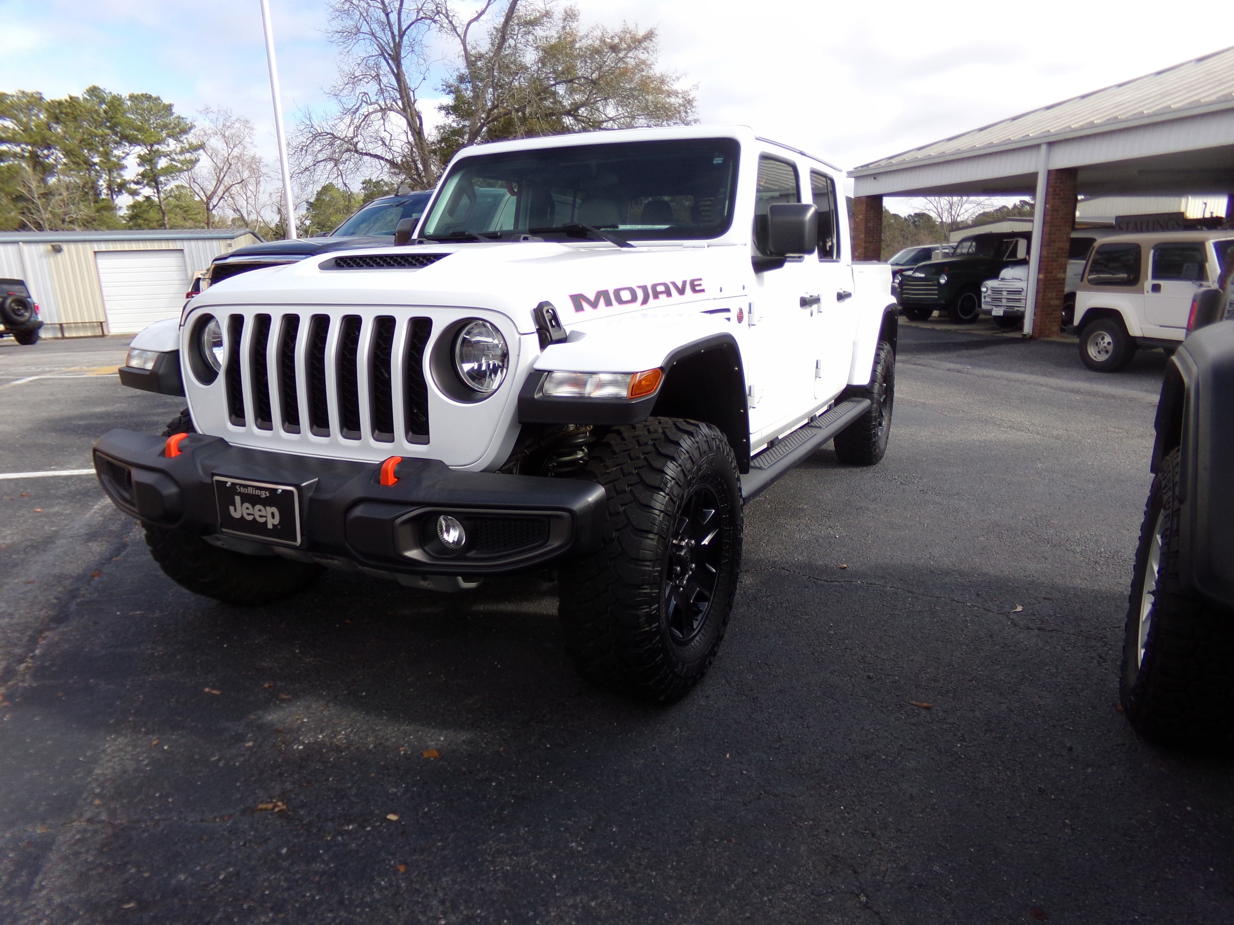 2021 Jeep Gladiator Mojave's photo