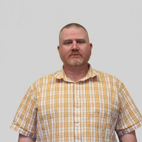 Staff member Chris Cox from d6b7f67eb7f0