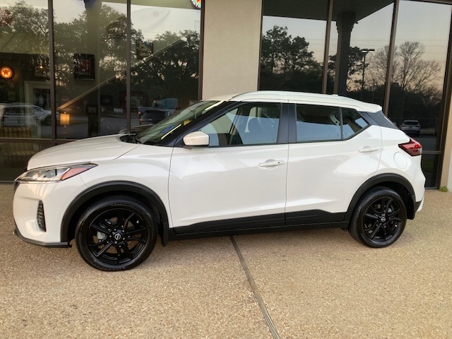 Used 2023 Nissan Kicks SV with VIN 3N1CP5CV0PL483356 for sale in Cairo, GA