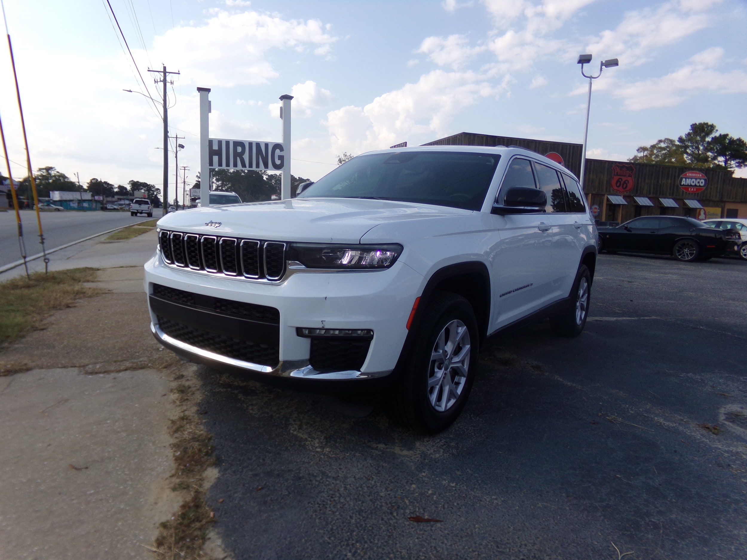 2022 Jeep Grand Cherokee L Limited's photo