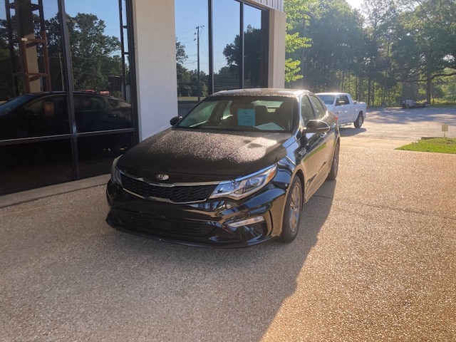 2020 Kia Optima LX AT's photo