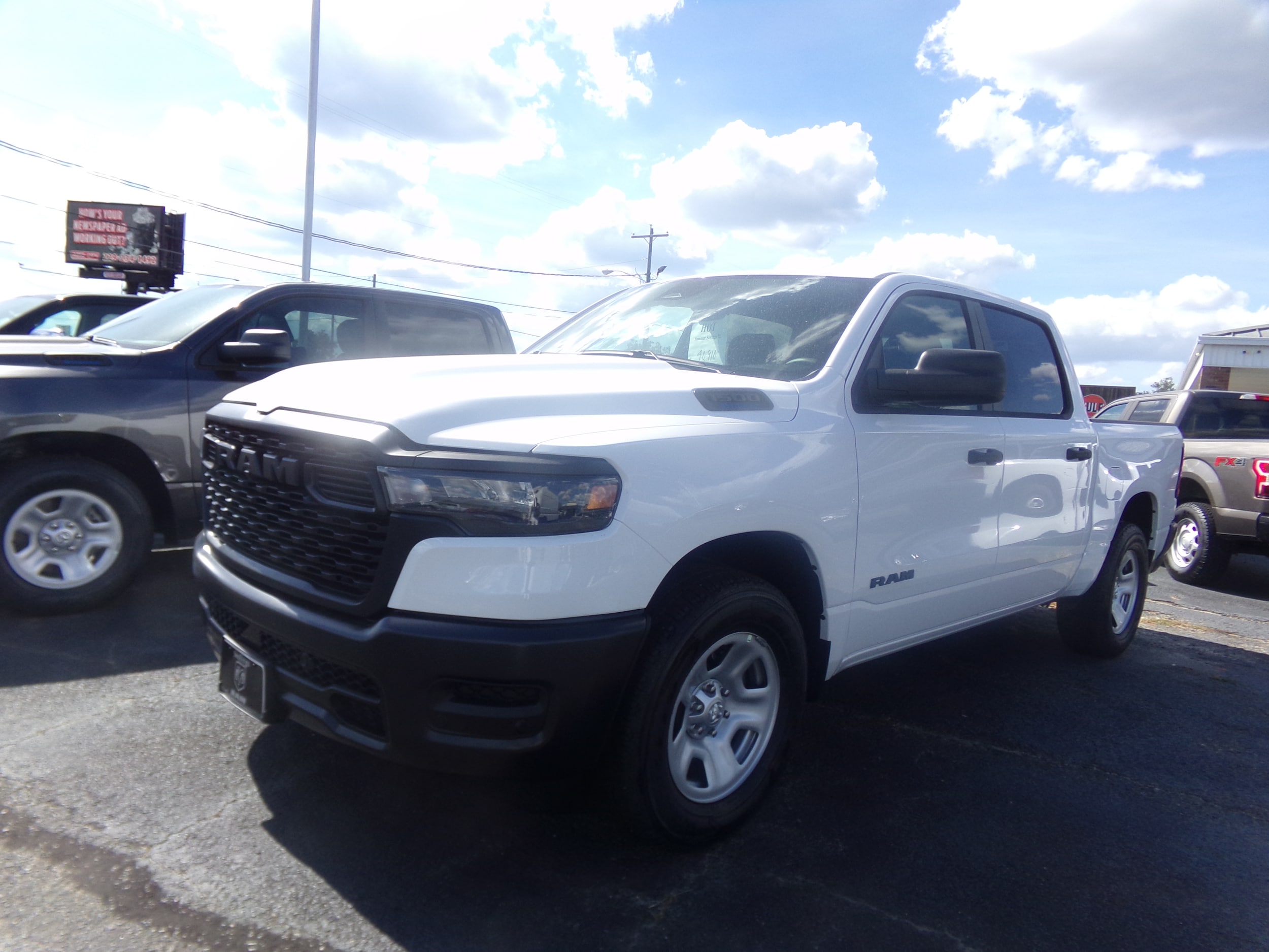 2025 RAM Ram 1500 Pickup Tradesman's photo