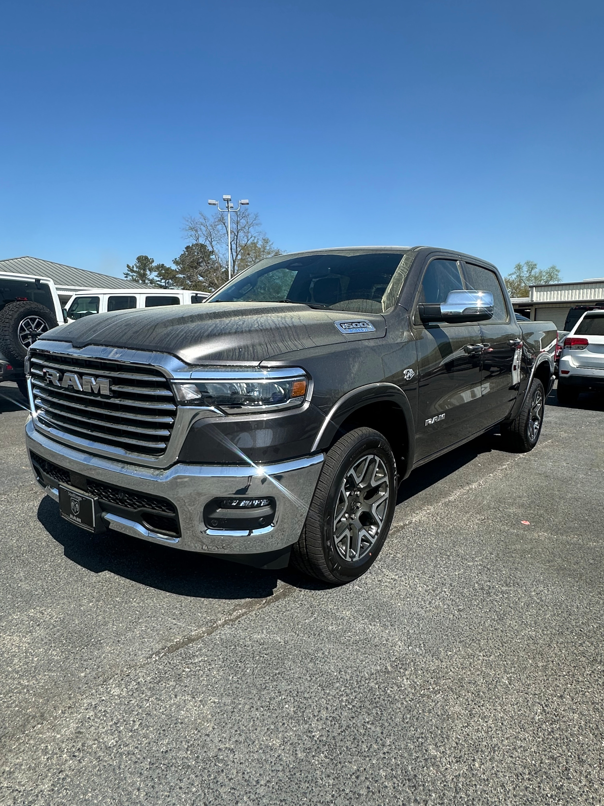 2026 RAM 1500 Laramie 4x4 Crew Cab 5'7's photo