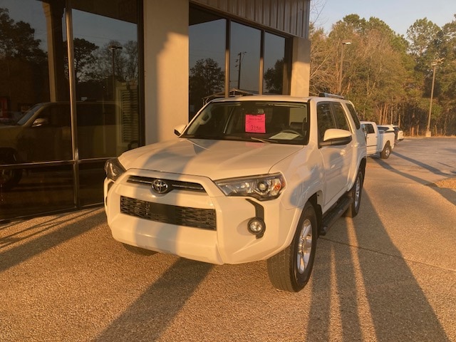 2023 Toyota 4Runner SR5 RWD V6's photo