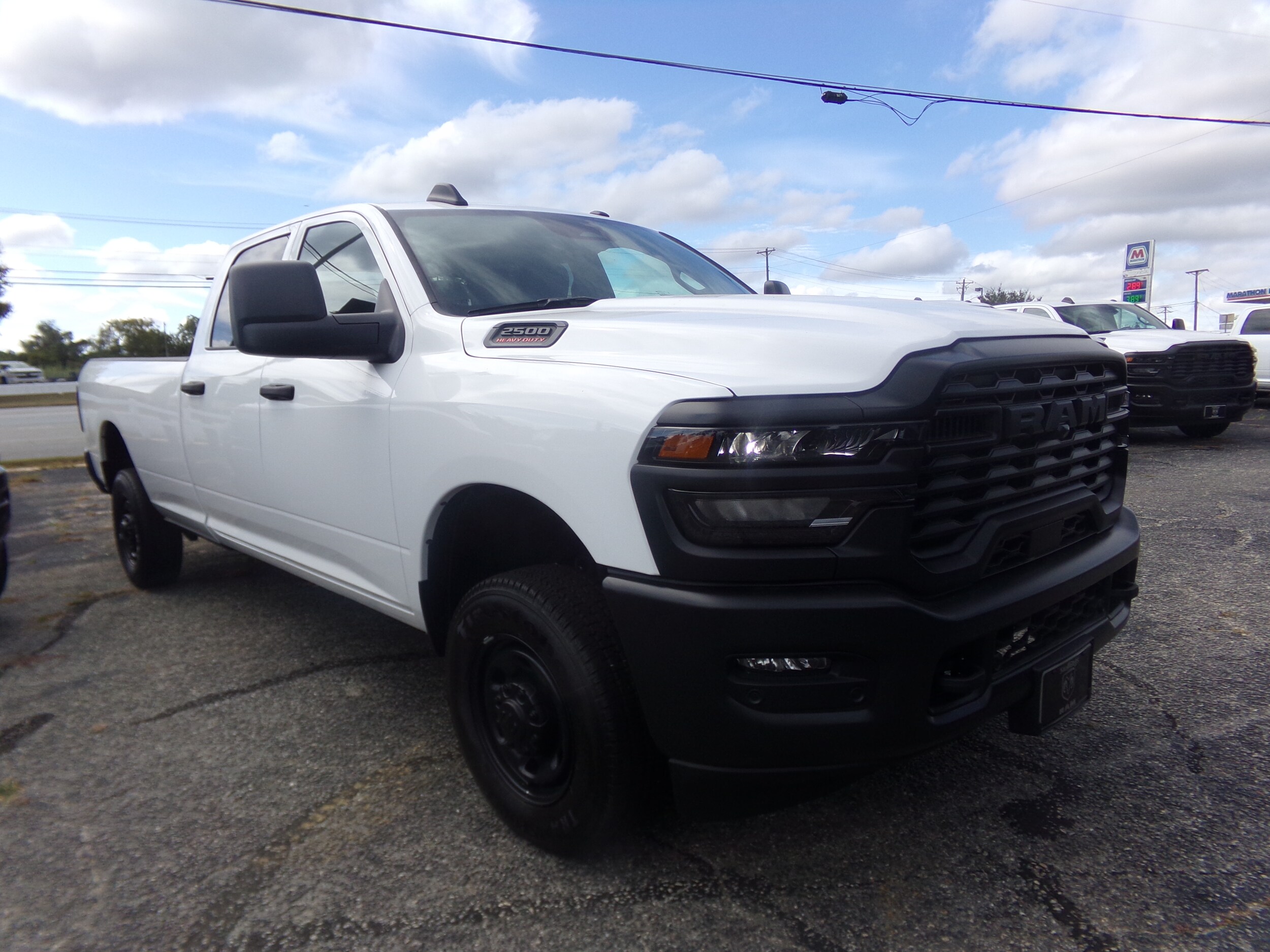 2026 Ram 2500 Tradesman photo 2