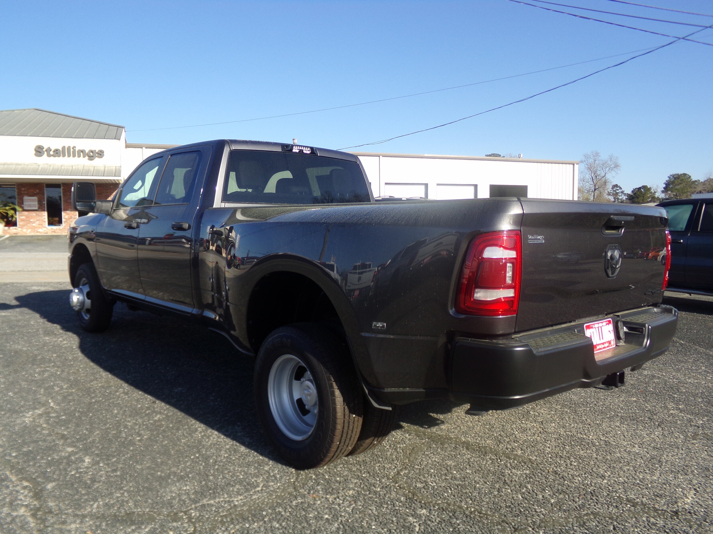 2024 Ram 3500 Tradesman photo 3