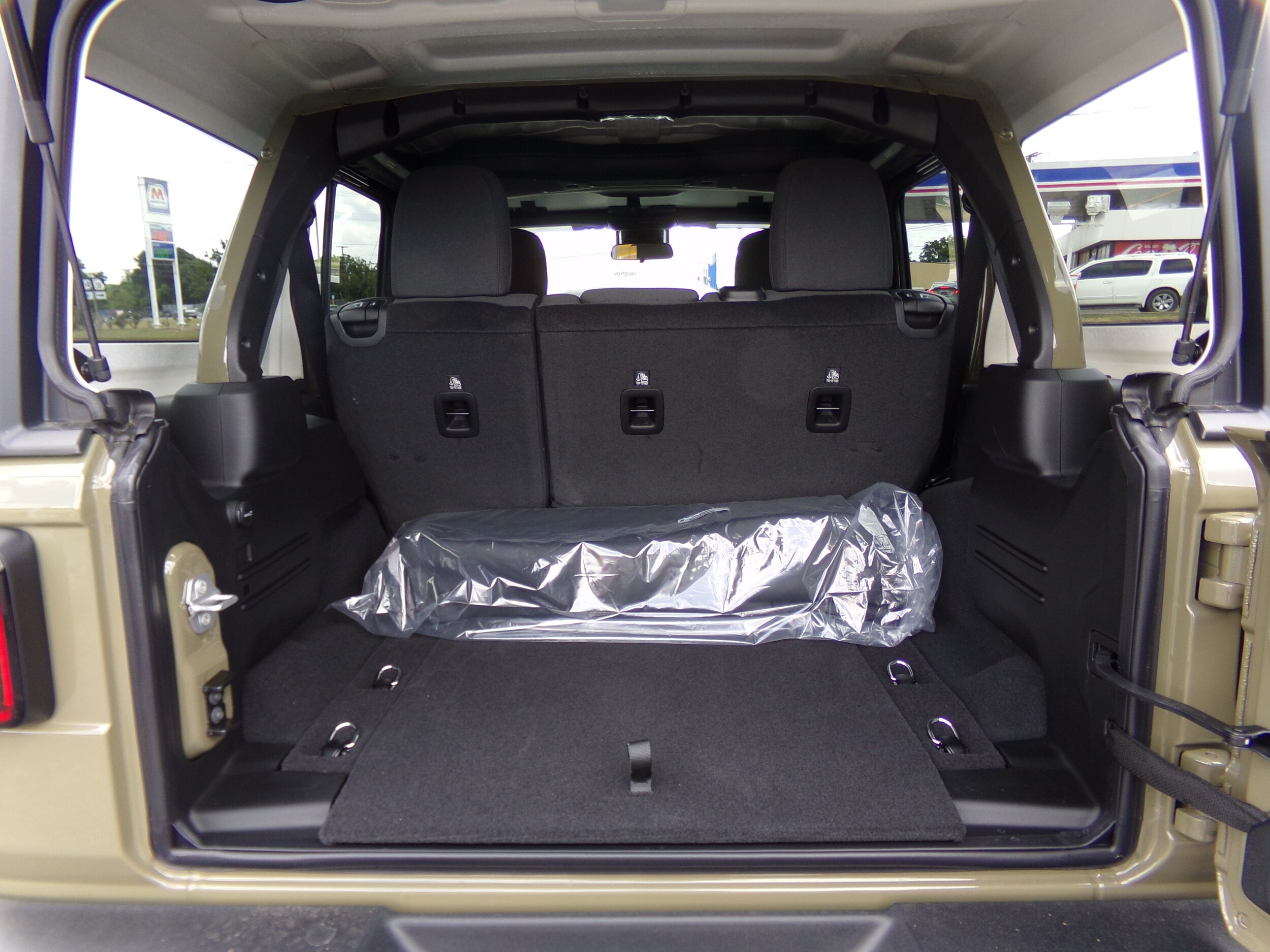 2025 Jeep Wrangler Sport S photo 3