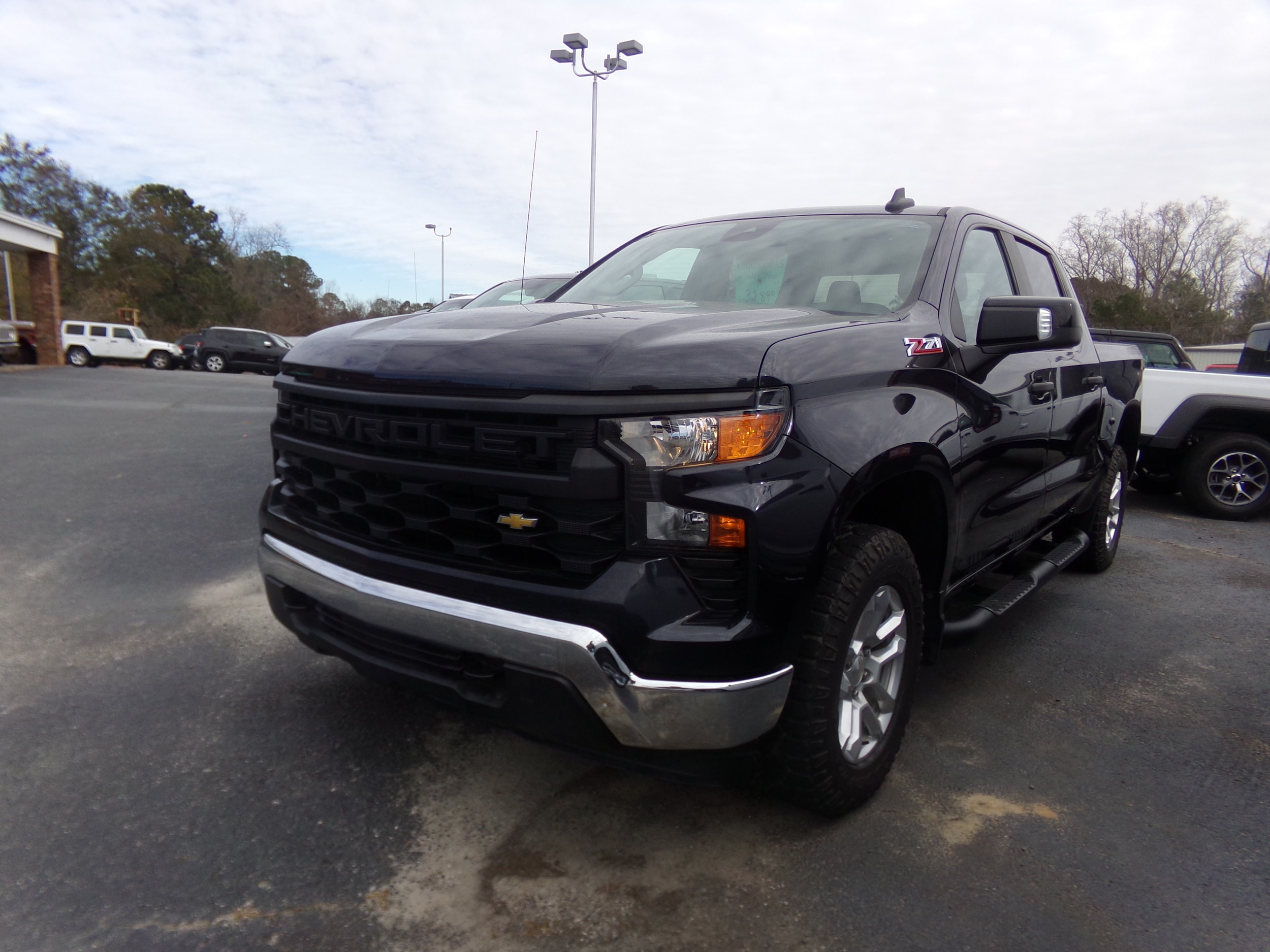 2023 Chevrolet Silverado 1500 Work Truck's photo