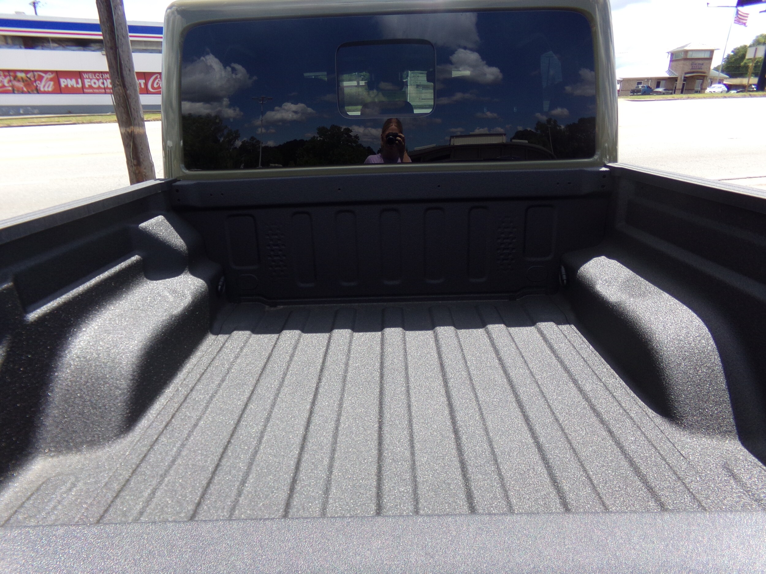 2025 Jeep Gladiator Rubicon photo 3