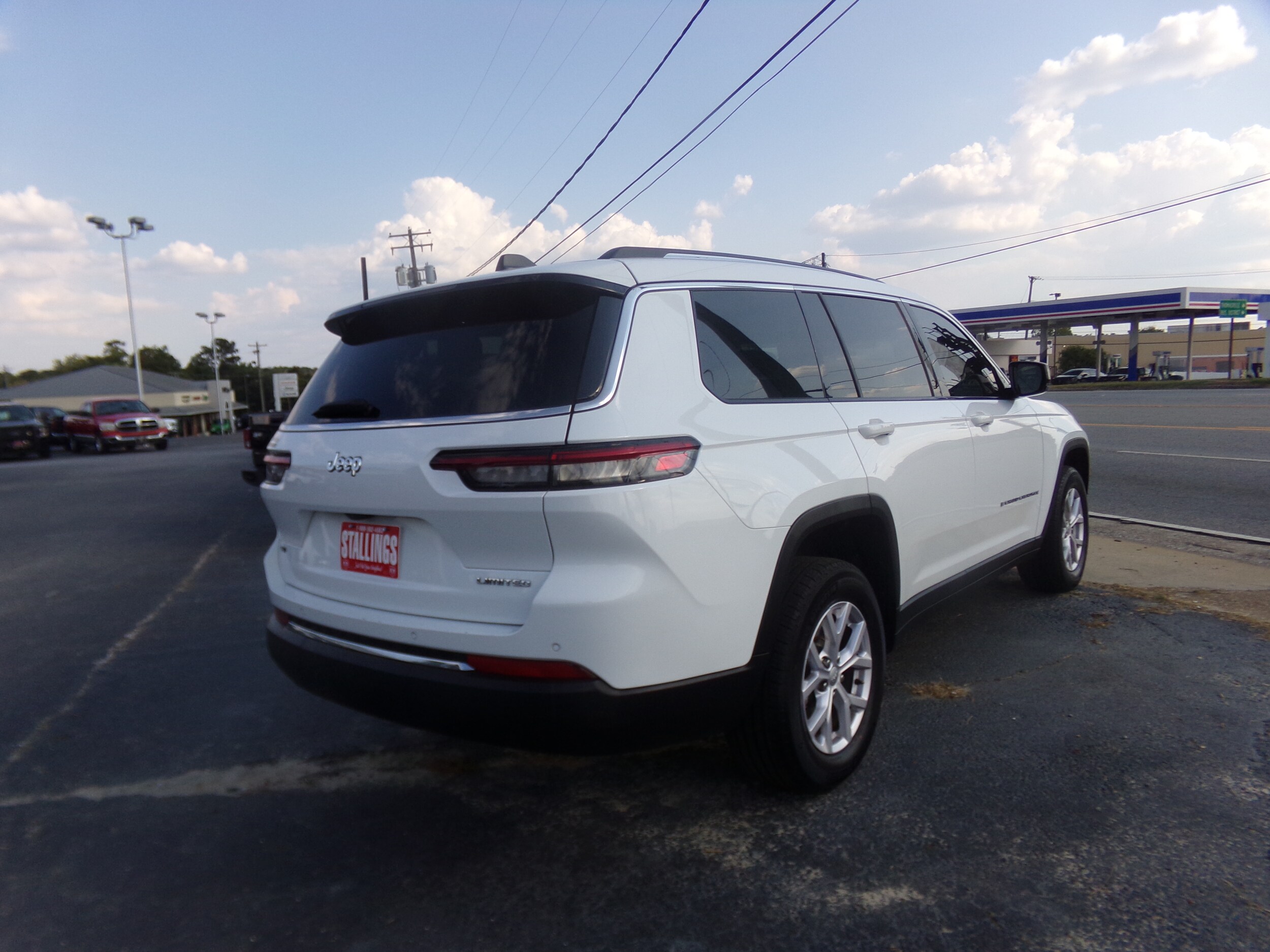 2022 Jeep Grand Cherokee Limited photo 4