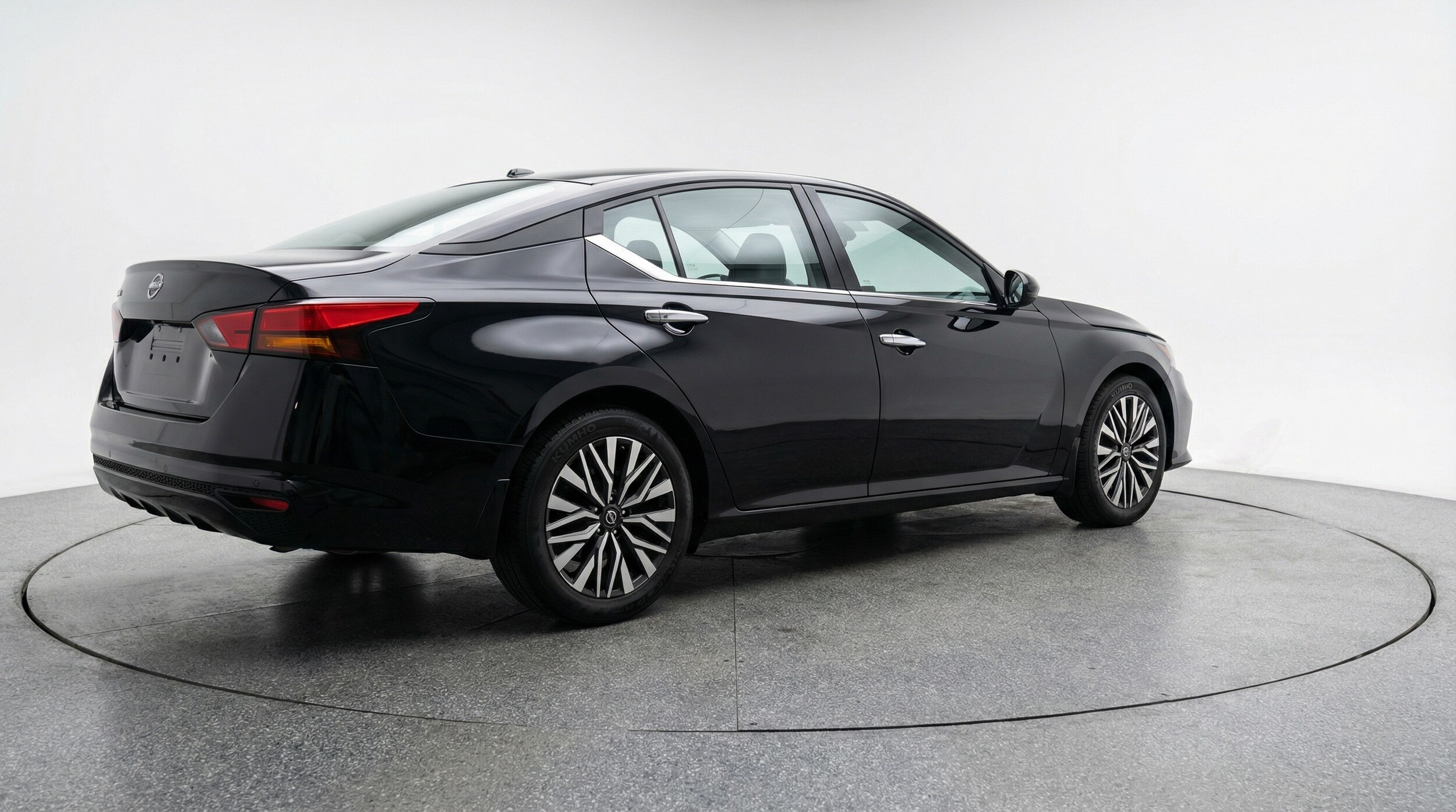 Thumbnail: 2025 Nissan Altima - 7