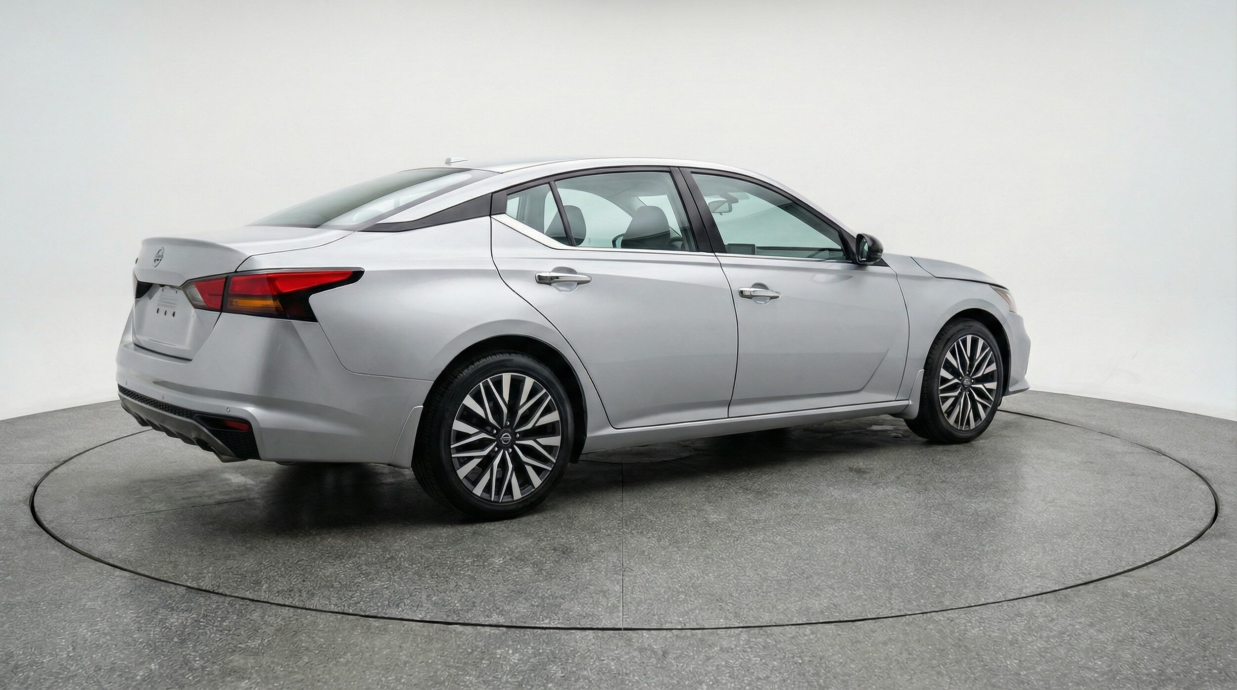 Thumbnail: 2025 Nissan Altima - 7