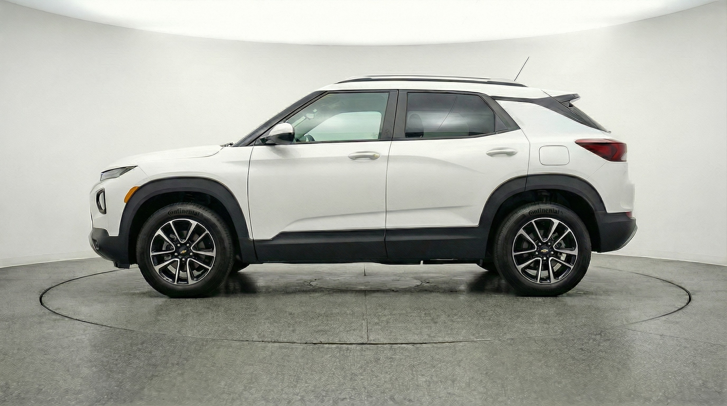 Thumbnail: 2025 Chevrolet TrailBlazer - 4
