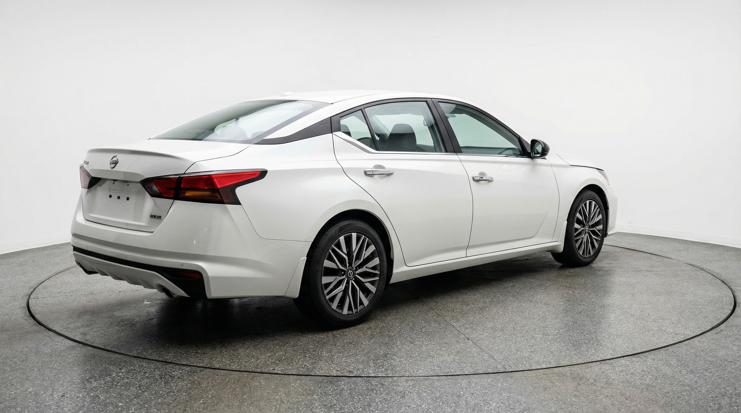 Thumbnail: 2025 Nissan Altima - 7