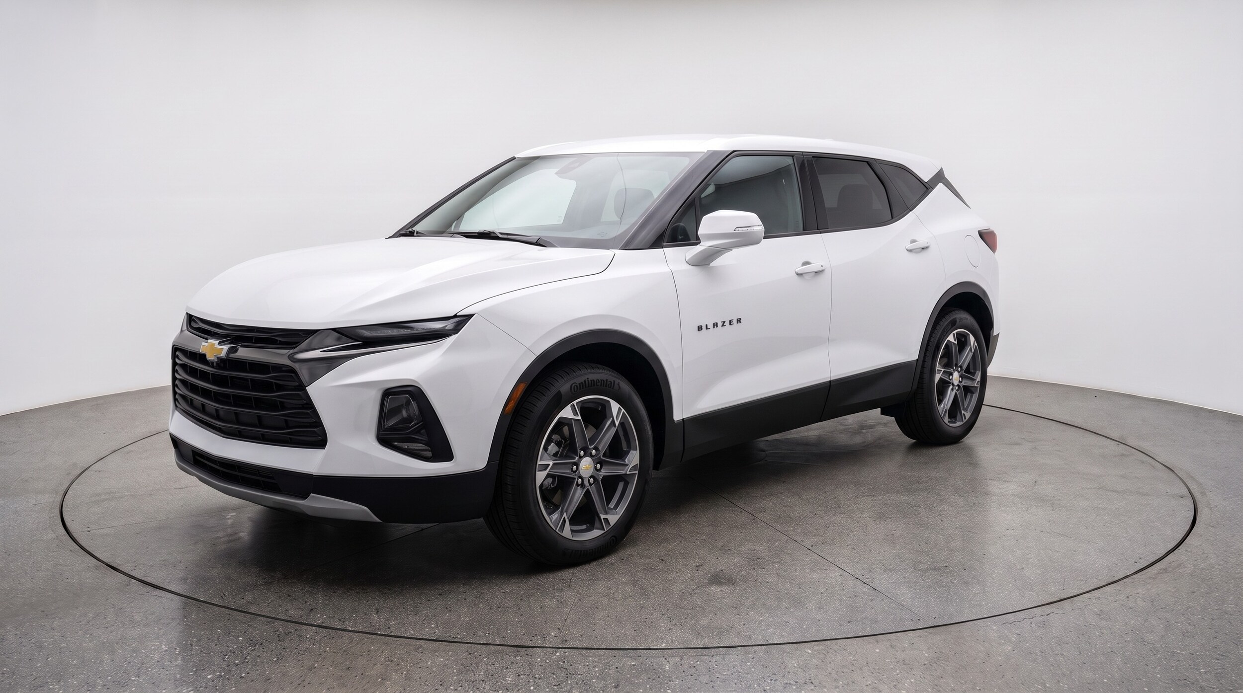 Thumbnail: 2026 Chevrolet Blazer - 3
