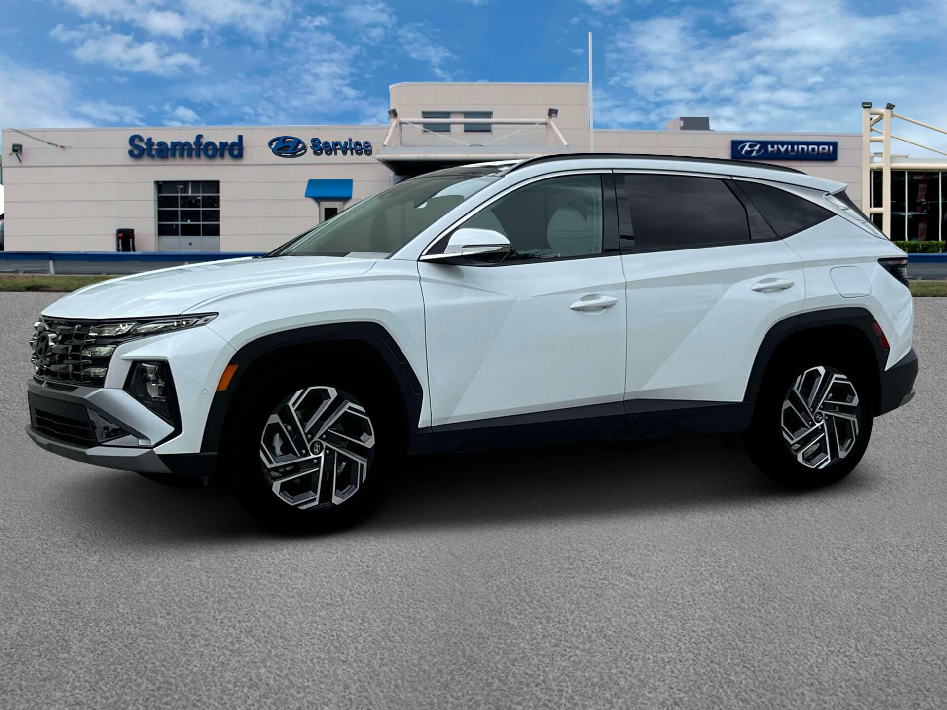 2025 Hyundai Tucson Hybrid Limited photo 2