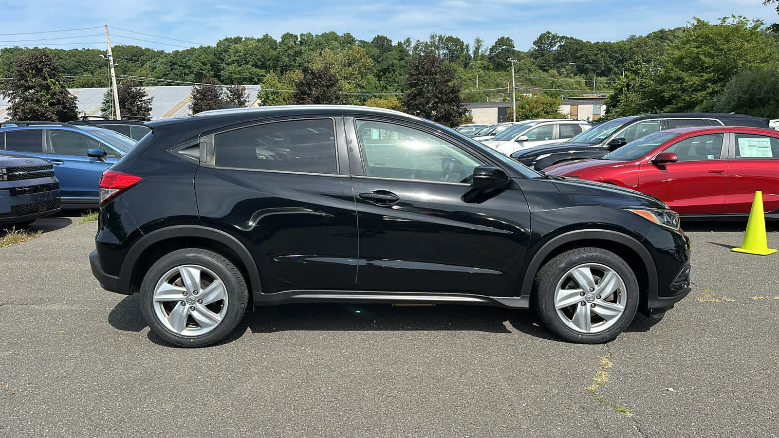 Used 2019 Honda HR-V EX with VIN 3CZRU6H5XKM722844 for sale in Stamford, CT