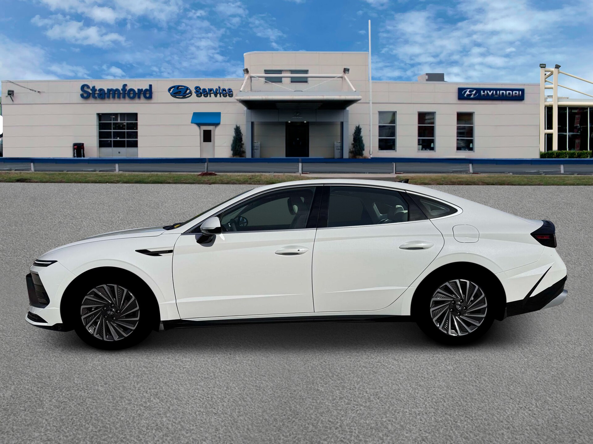 2026 Hyundai Sonata Hybrid SEL photo 3