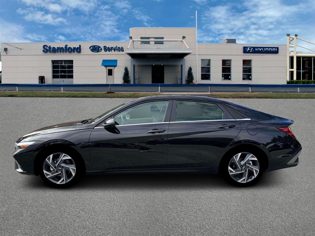 New 2026 Hyundai Elantra Limited Sedan