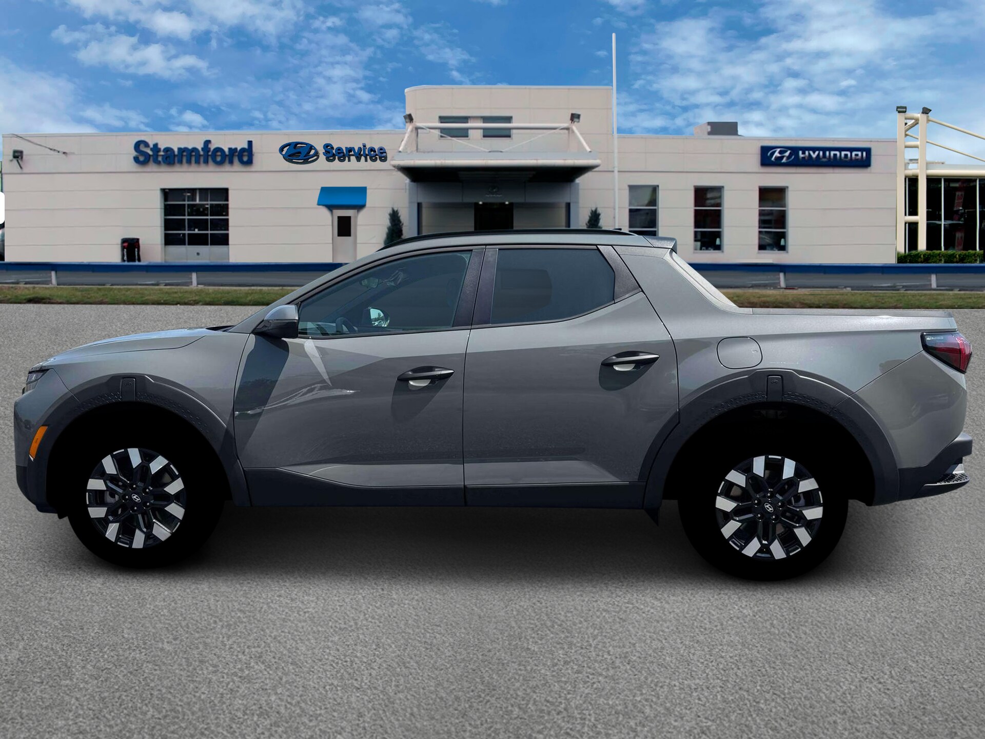 2026 Hyundai Santa Cruz SEL photo 2