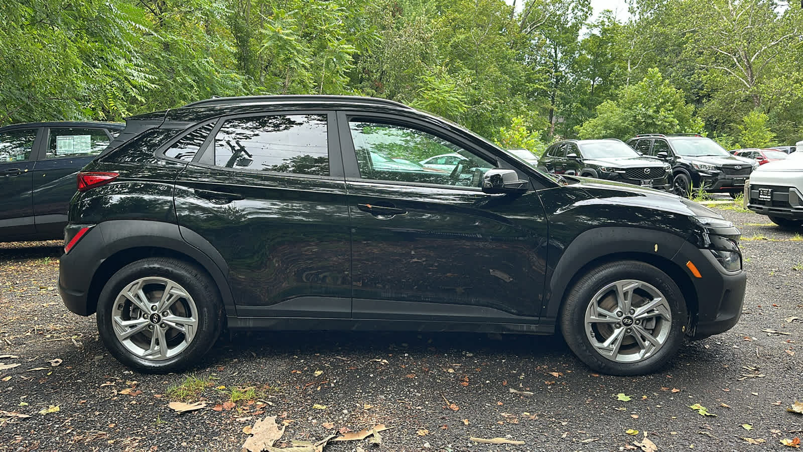 2023 Hyundai Kona SEL photo 2