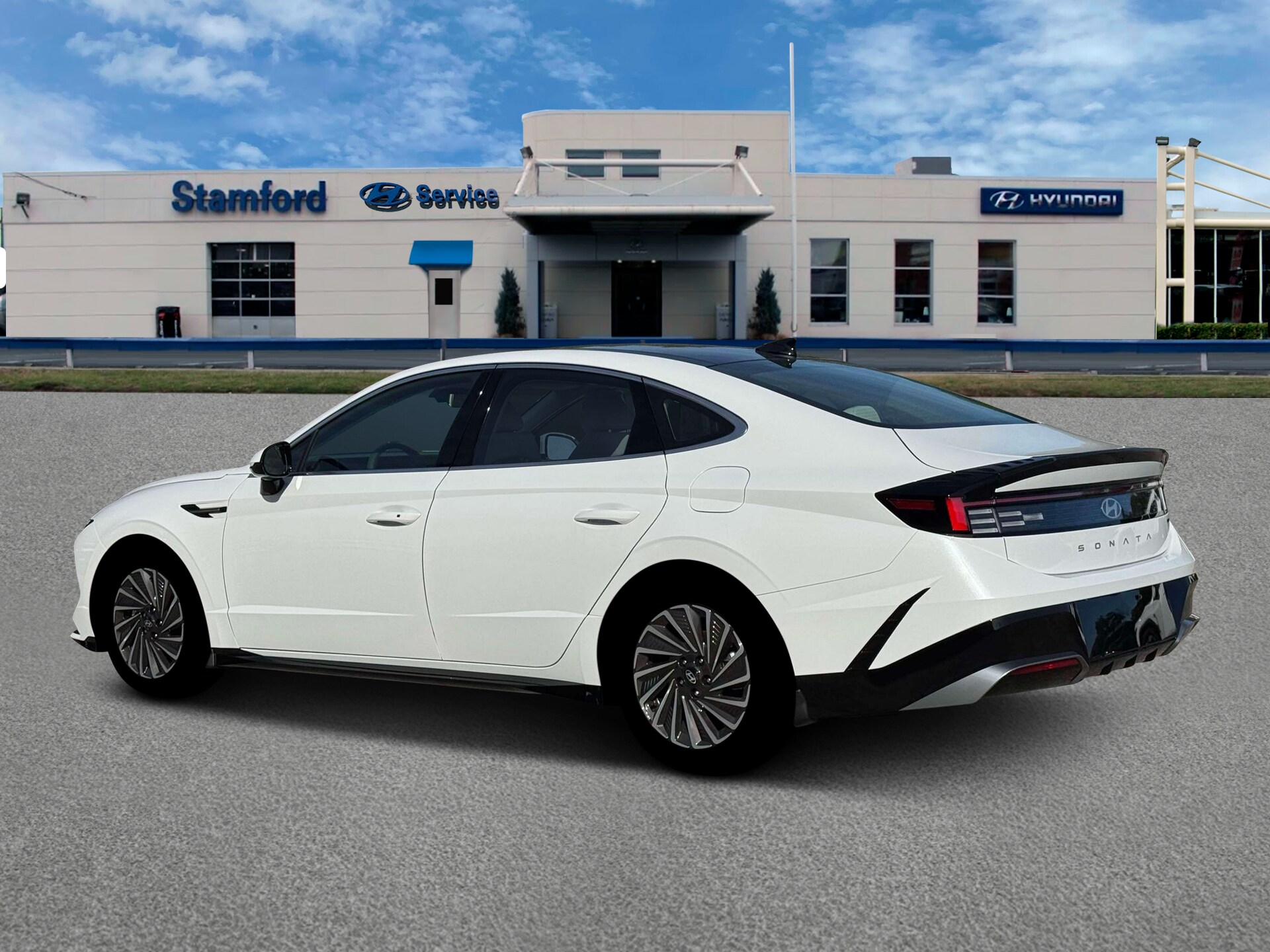 2026 Hyundai Sonata Hybrid SEL photo 4