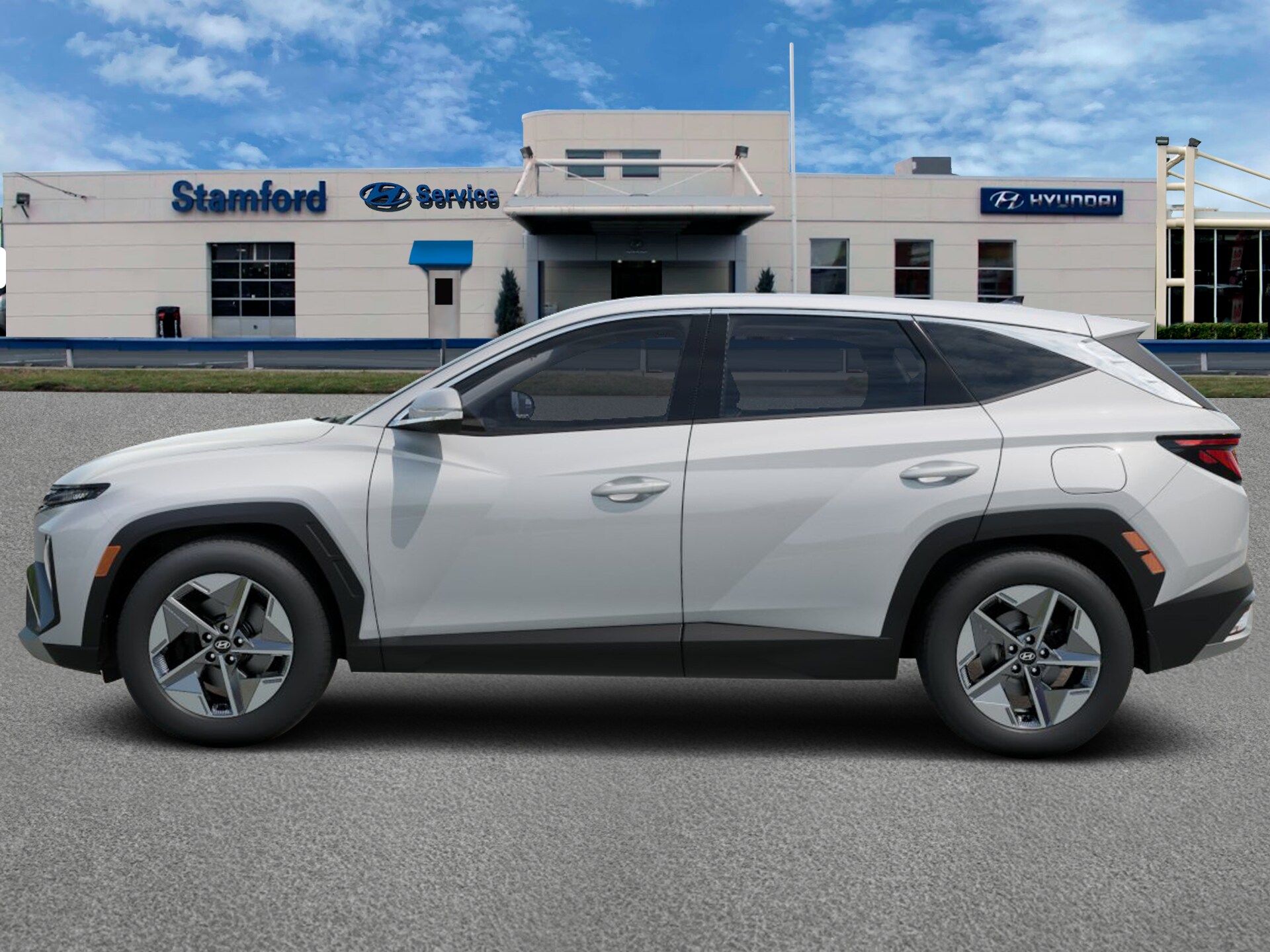 2026 Hyundai Tucson Hybrid SEL photo 2