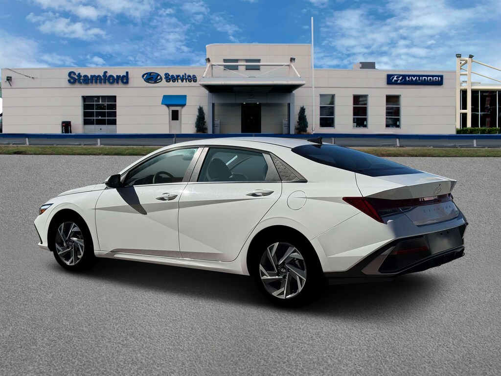 New 2026 Hyundai Elantra Limited Sedan