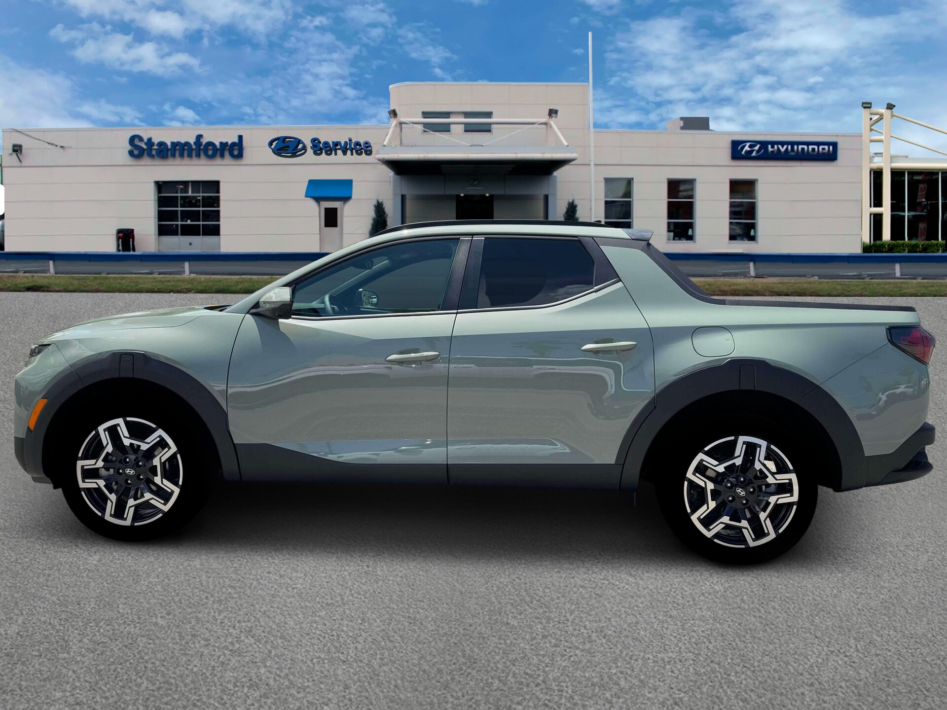 2026 Hyundai Santa Cruz Limited photo 2