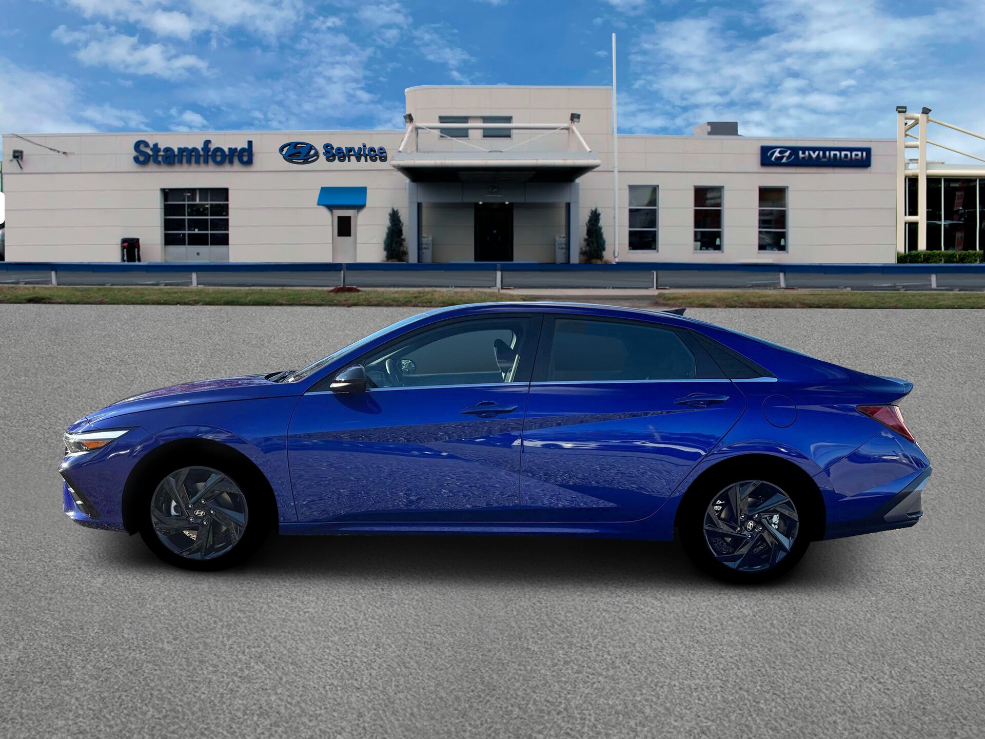 2026 Hyundai Elantra SEL Sport photo 2