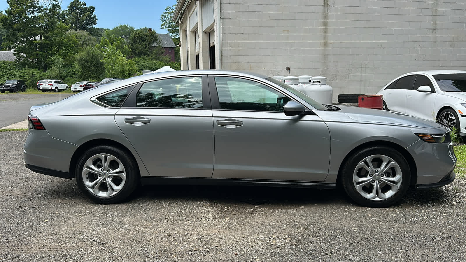2025 Honda Accord LX photo 2