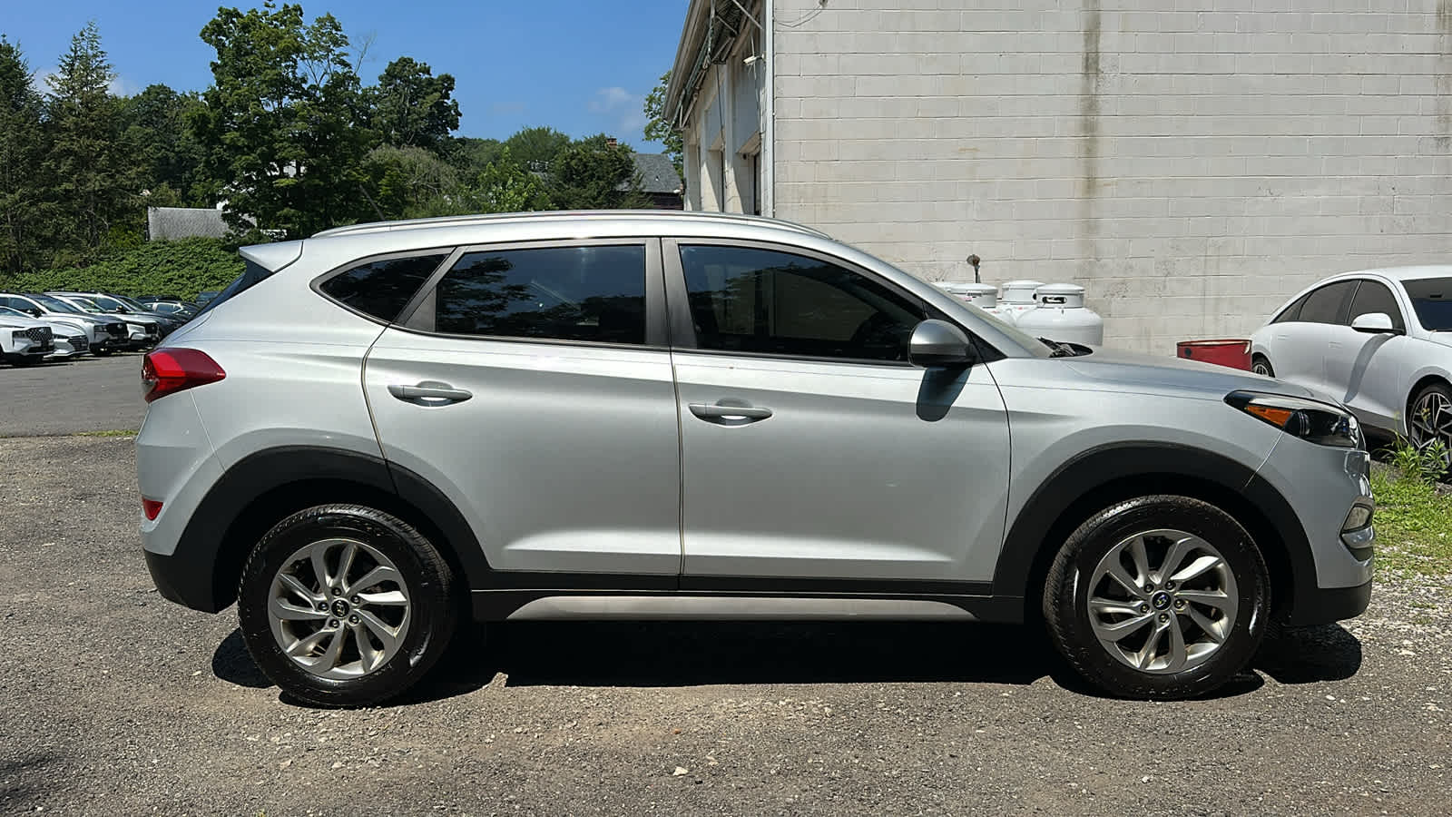 Used 2017 Hyundai Tucson SE with VIN KM8J3CA40HU546621 for sale in Stamford, CT