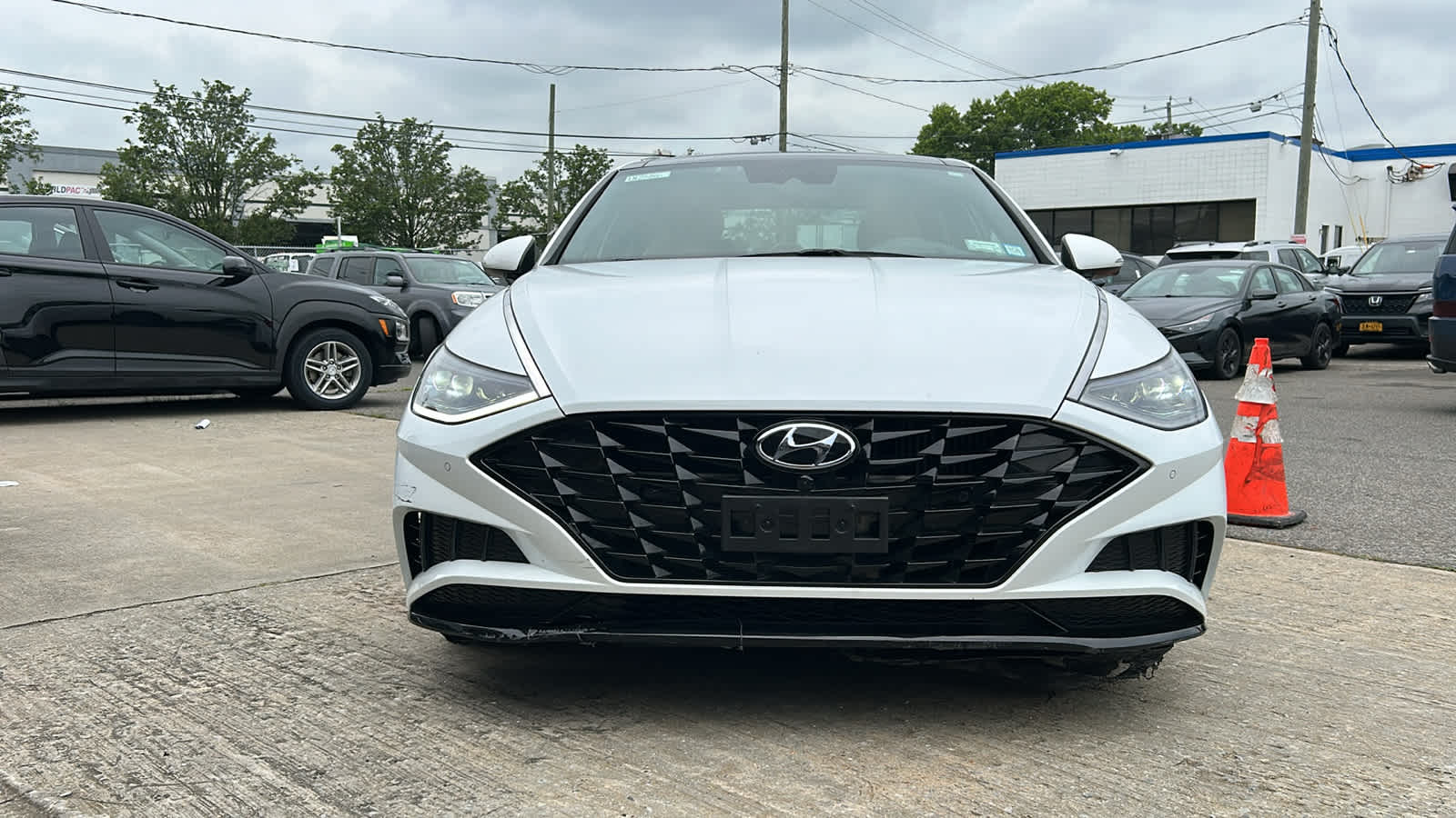 2021 Hyundai Sonata Limited photo 2